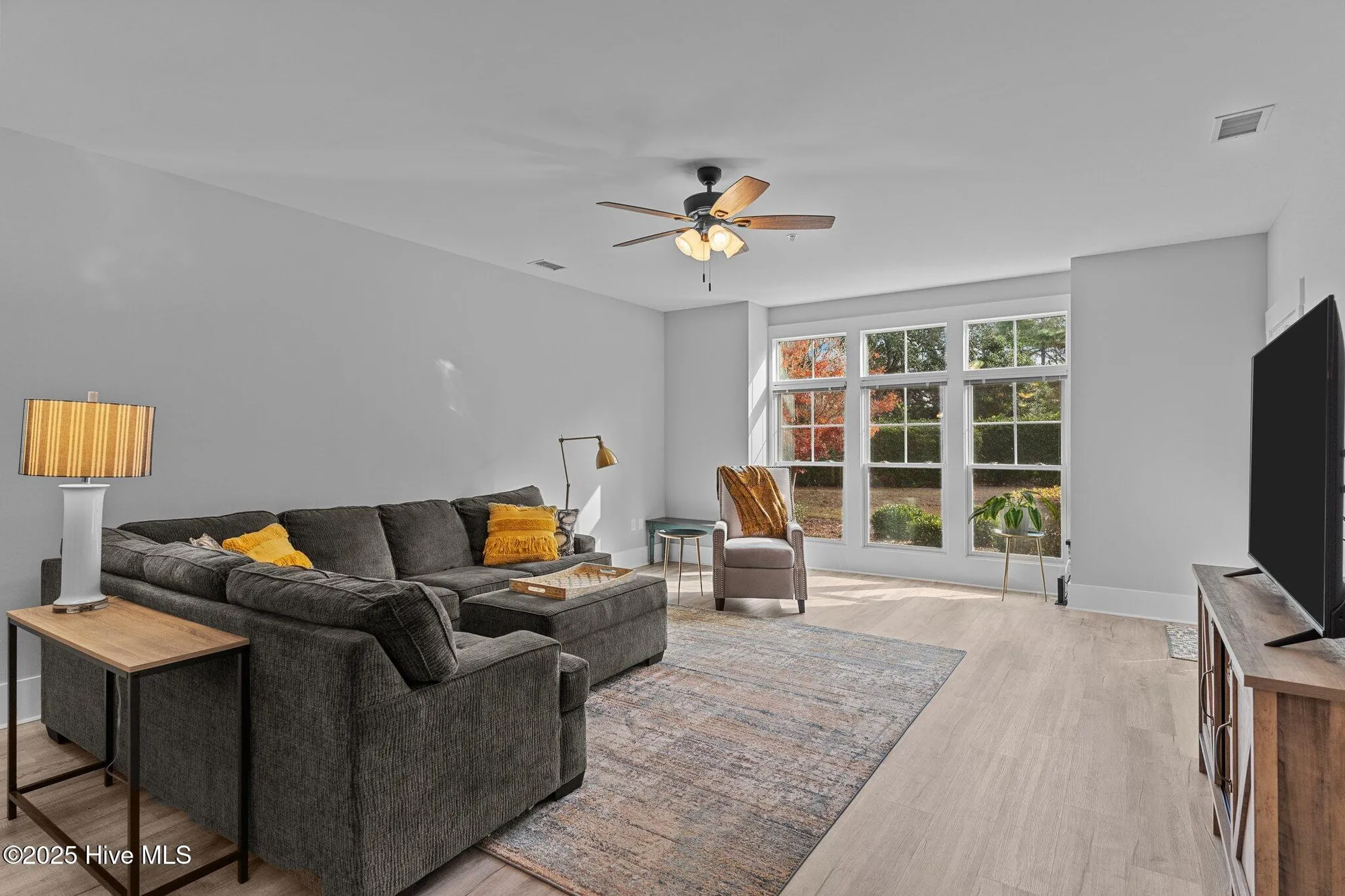 Property Slideshow image 4 of 79 | 2537 st james dr apt 102, Southport, NC, 28461