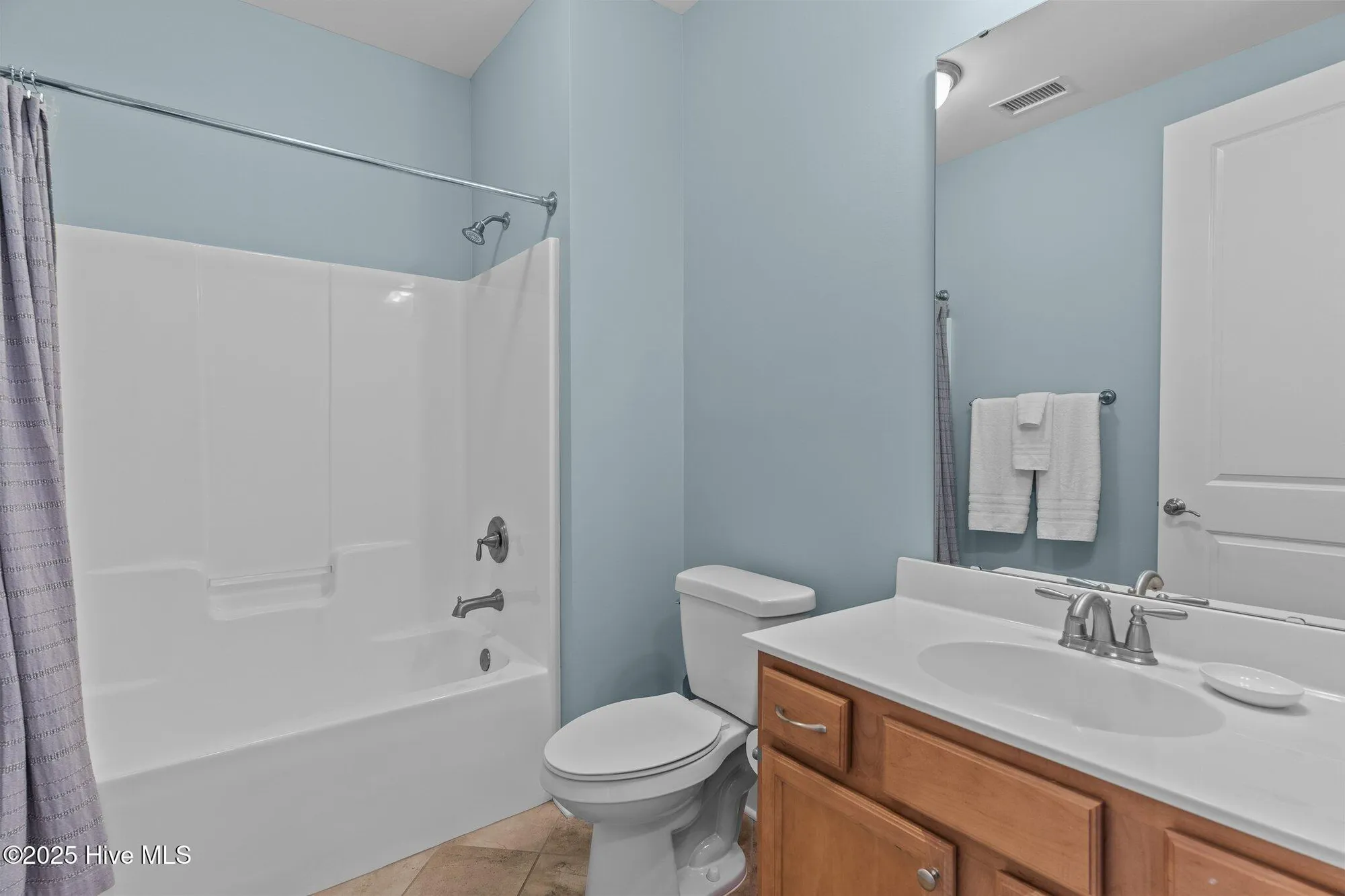 Property Slideshow image 22 of 79 | 2537 st james dr apt 102, Southport, NC, 28461
