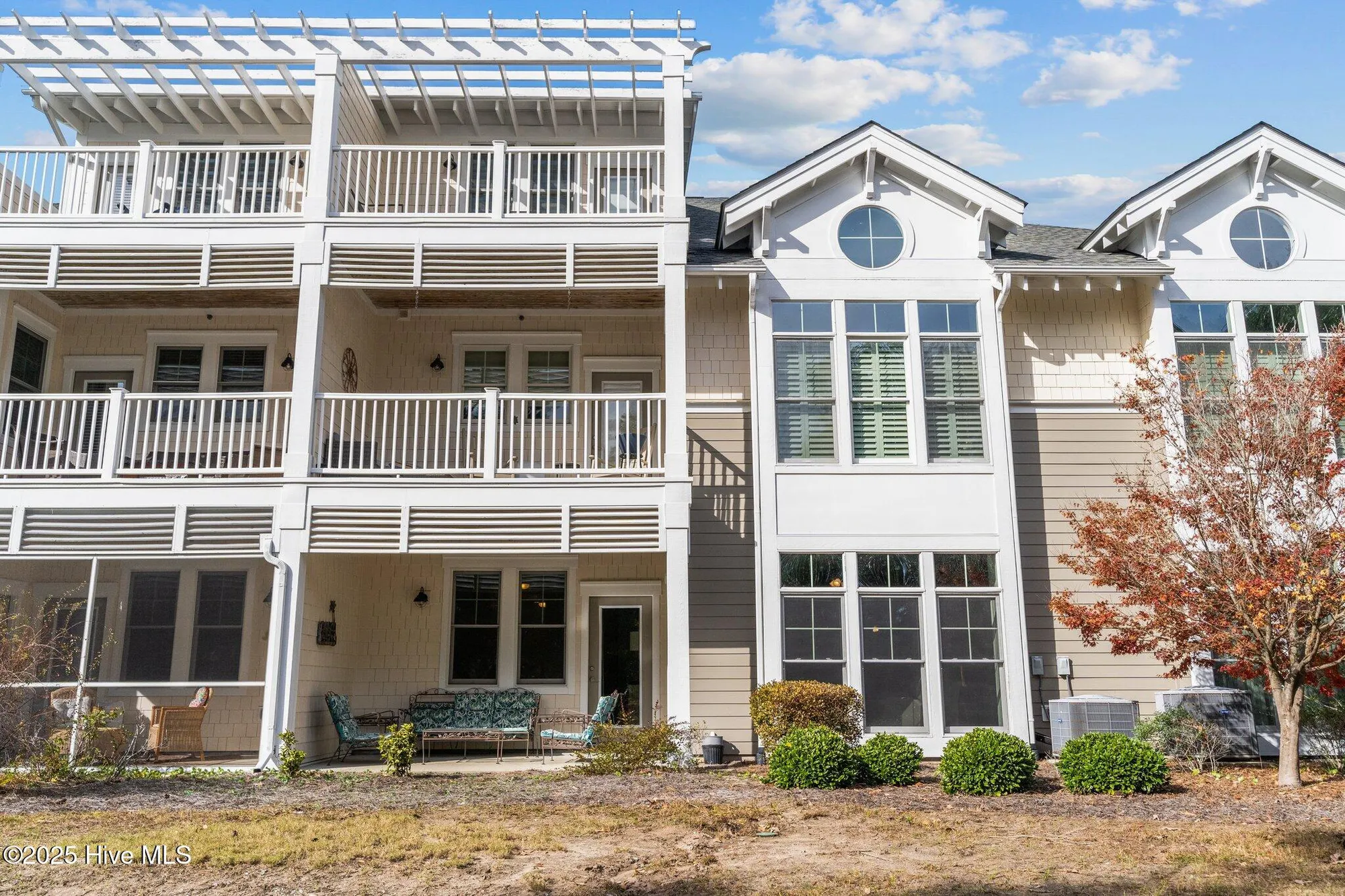 Property Slideshow image 38 of 79 | 2537 st james dr apt 102, Southport, NC, 28461