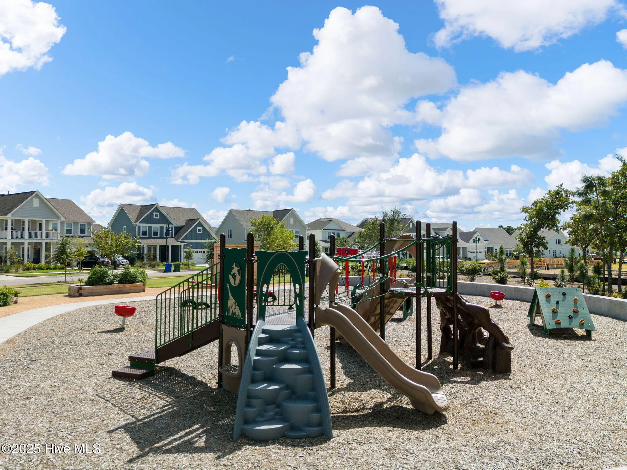 Property Slideshow image 98 of 115 | 515 edgerton dr, Wilmington, NC, 28412