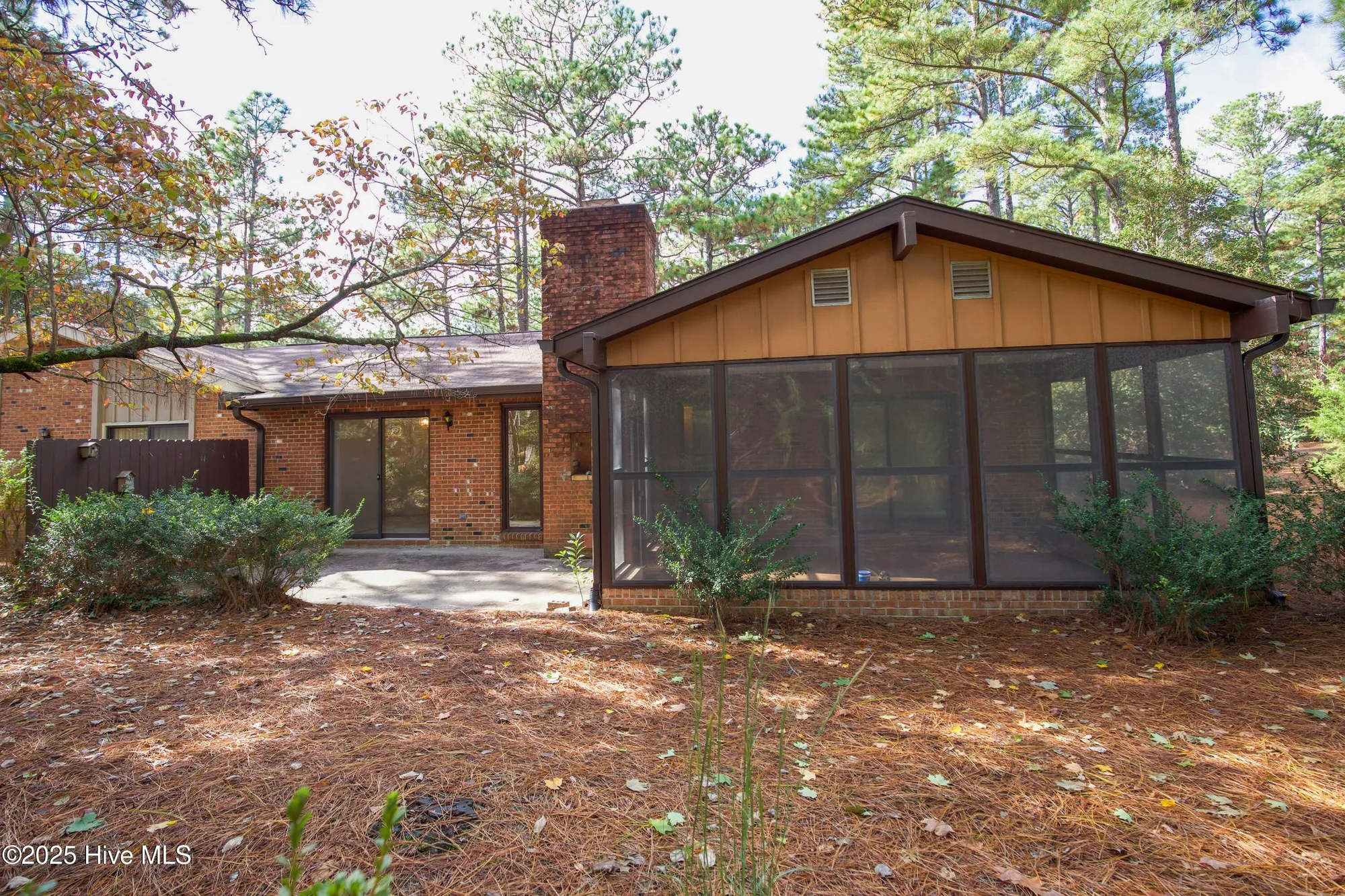 Property Slideshow image 25 of 33 | 414 teakwood ln, Southern Pines, NC, 28387