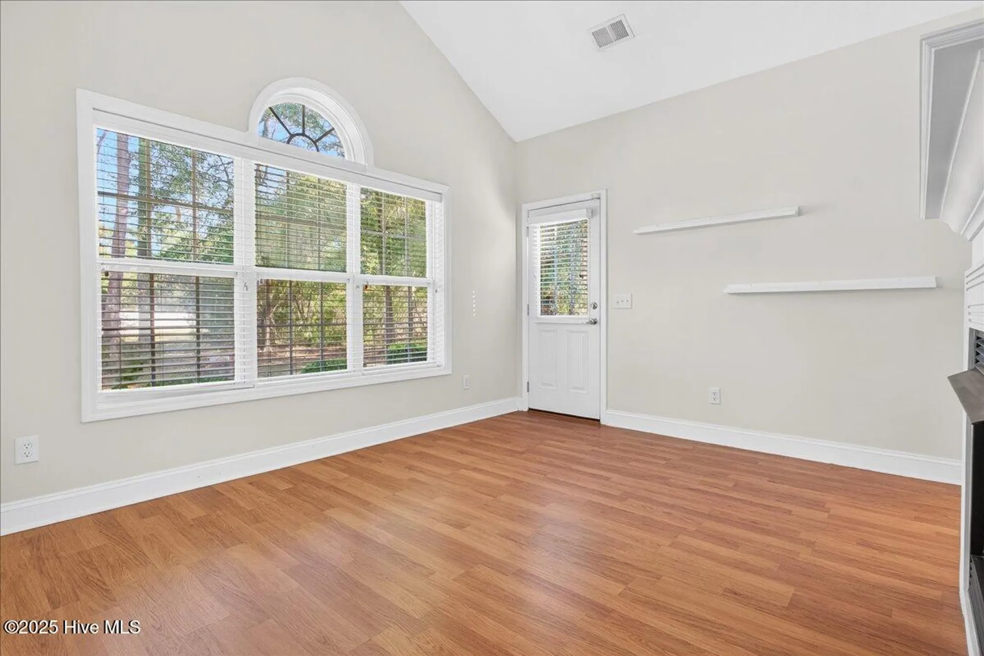 Property Slideshow image 9 of 55 | 501 waltz cir, Shallotte, NC, 28470