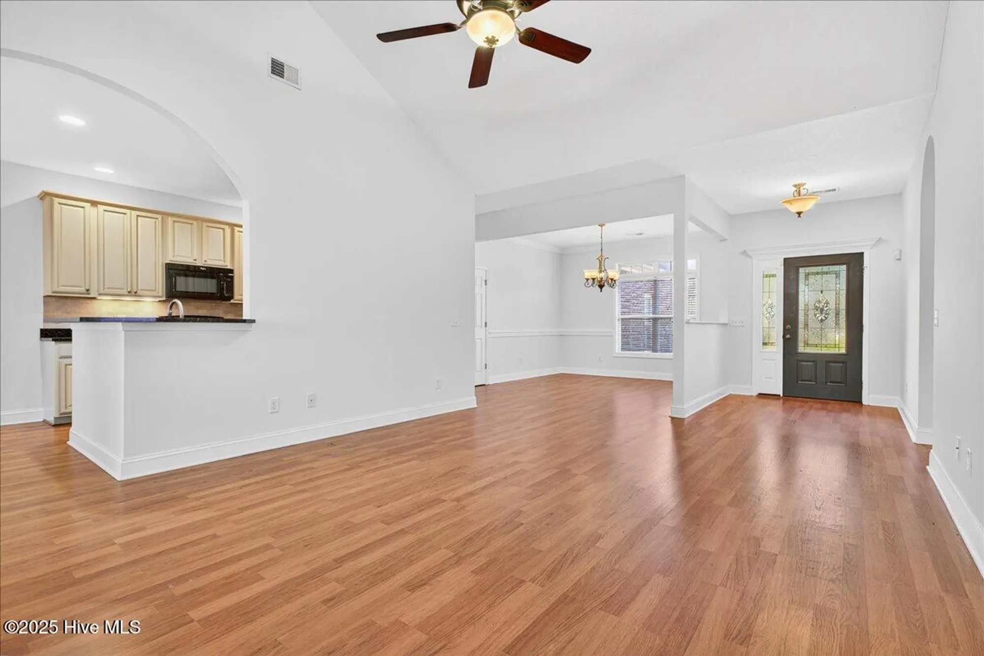 Property Slideshow image 13 of 55 | 501 waltz cir, Shallotte, NC, 28470