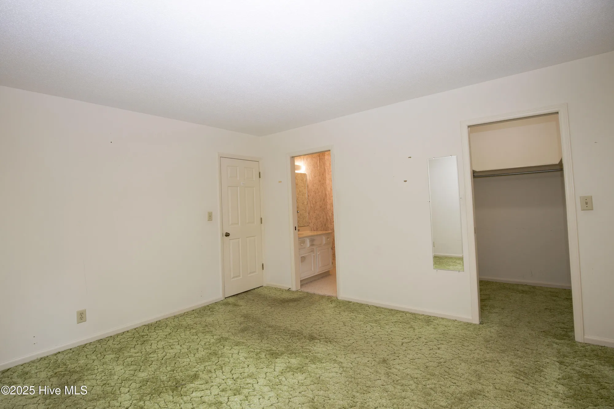 Property Slideshow image 17 of 33 | 414 teakwood ln, Southern Pines, NC, 28387