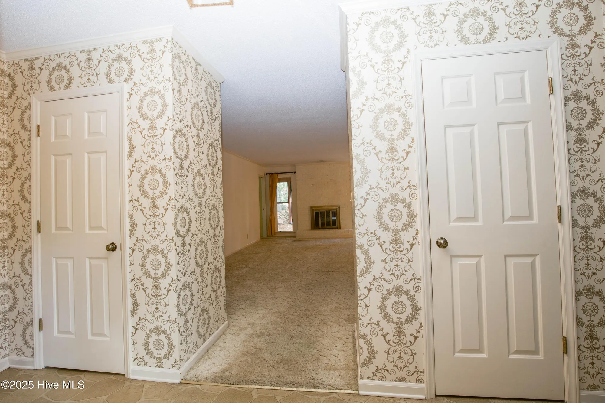 Property Slideshow image 9 of 33 | 414 teakwood ln, Southern Pines, NC, 28387