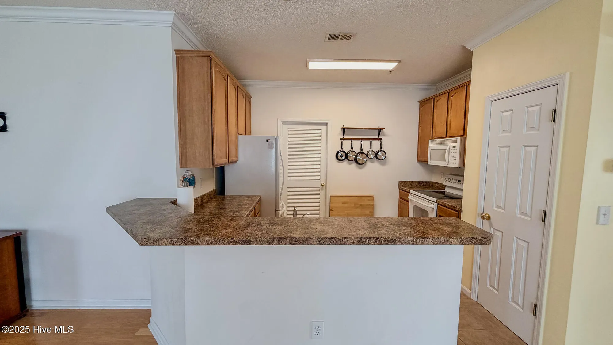 Property Slideshow image 9 of 37 | 5858 longwood dr unit 201, Murrells Inlet, SC, 29576