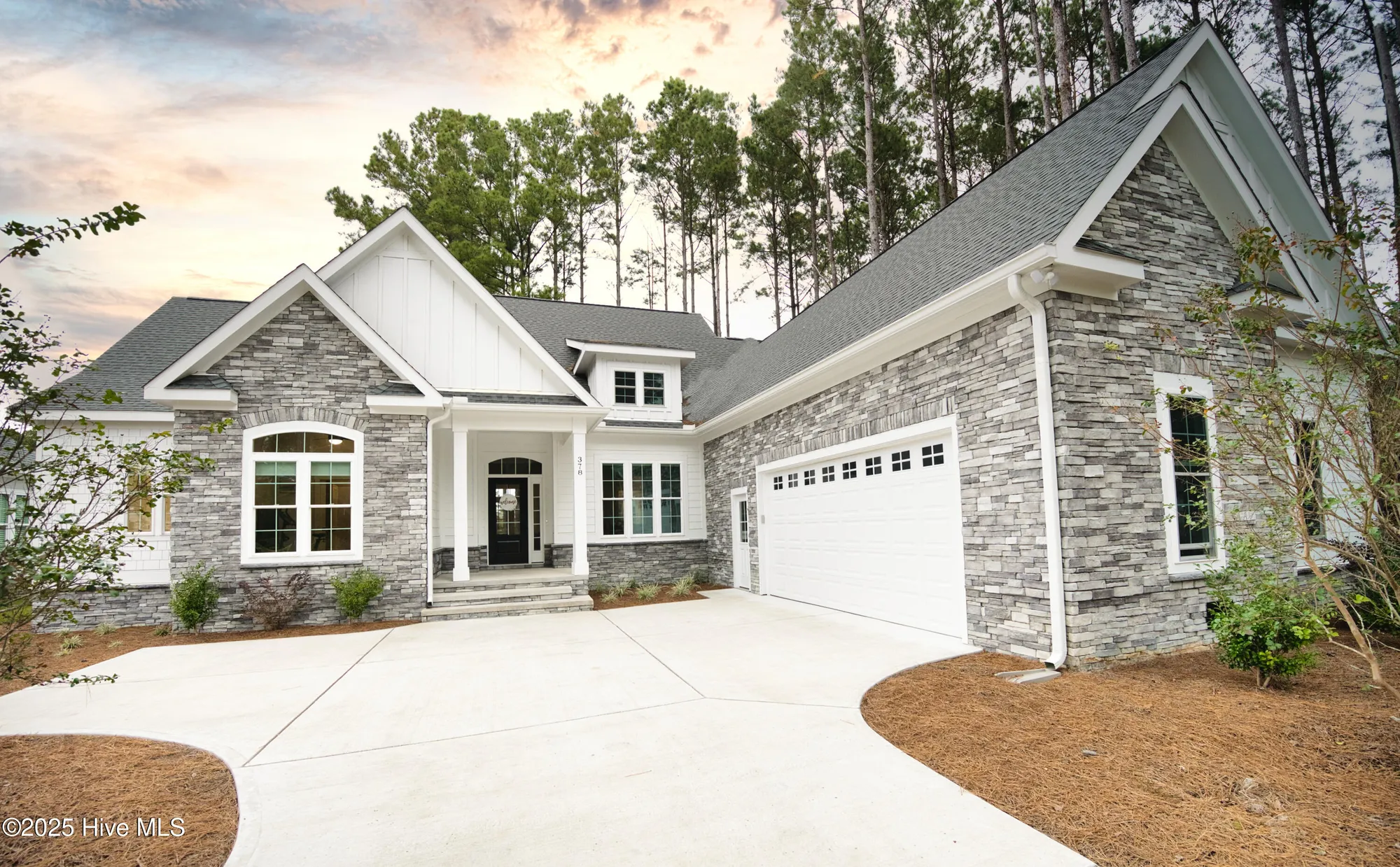 Property Slideshow image 5 of 90 | 378 autumn pheasant loop, Calabash, NC, 28467