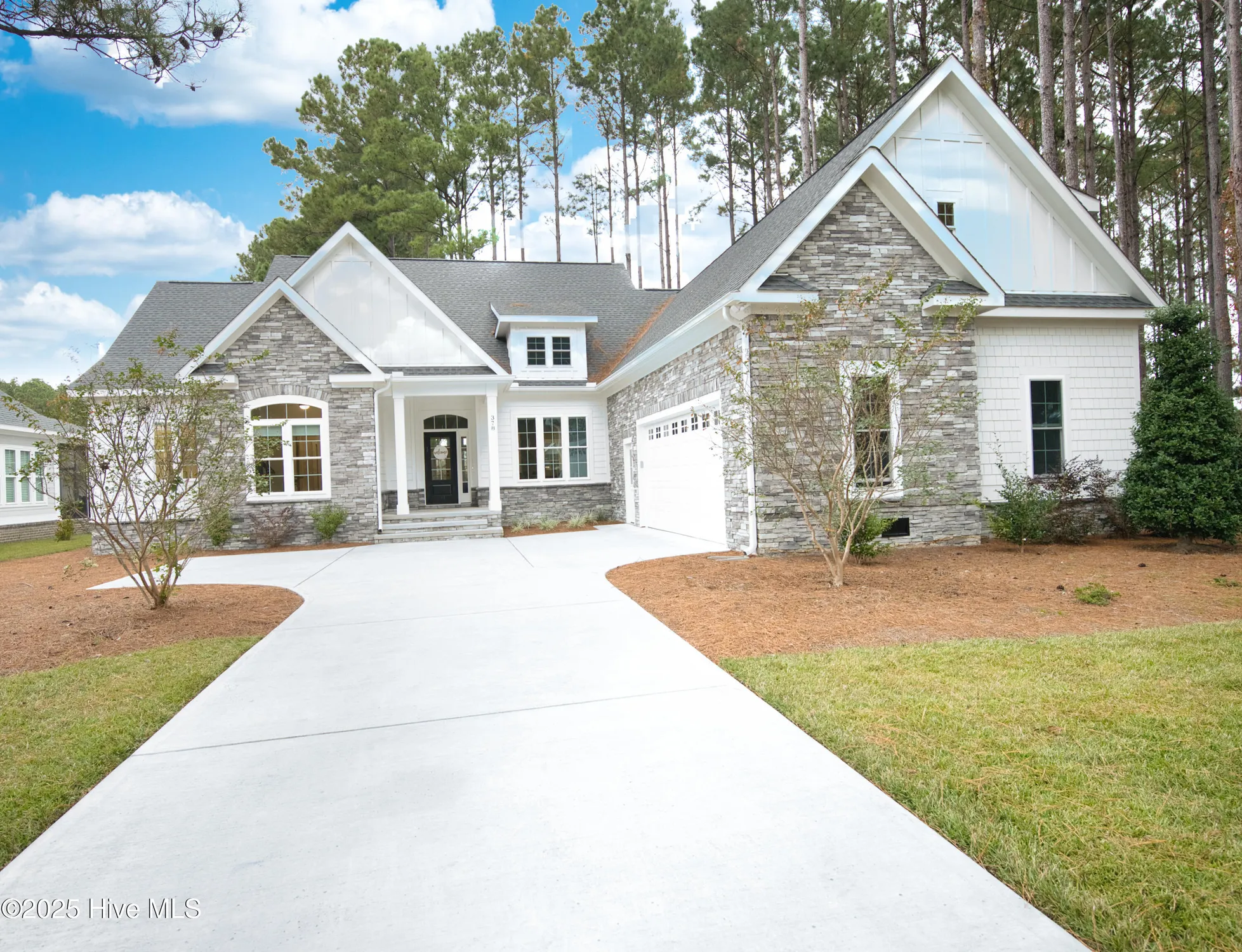 Property Slideshow image 1 of 90 | 378 autumn pheasant loop, Calabash, NC, 28467