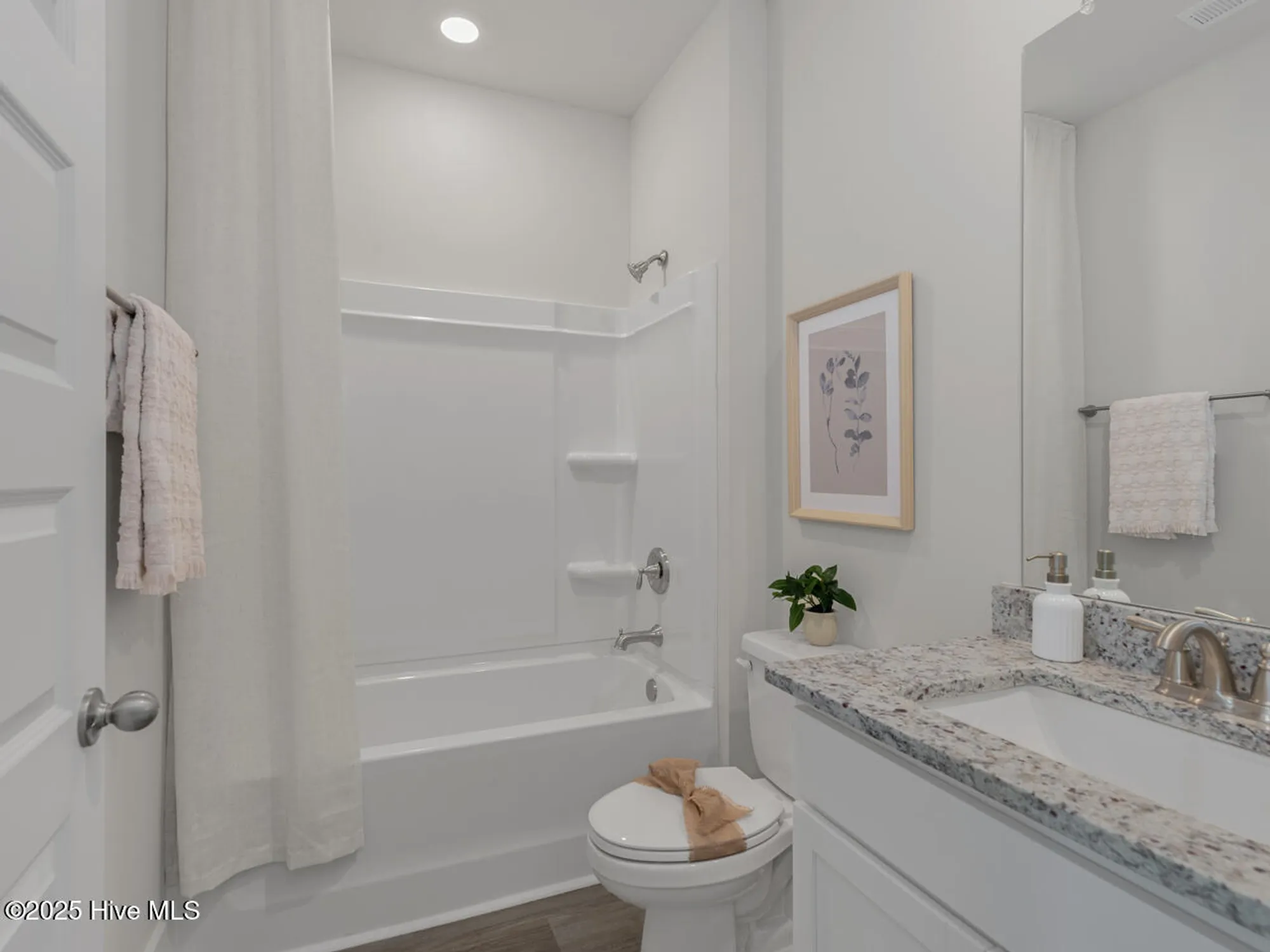 Property Slideshow image 25 of 54 | 9445 crowded gules dr 198, Leland, NC, 28451