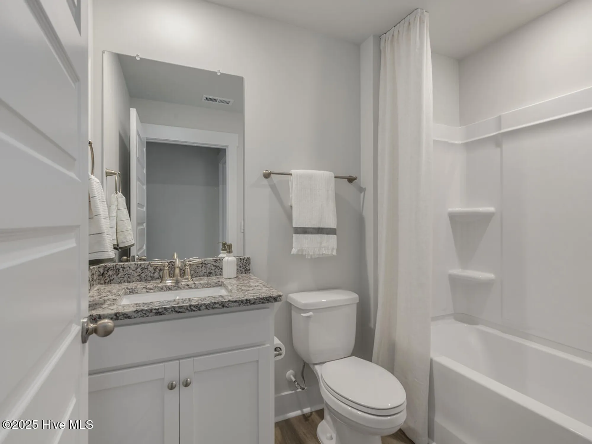 Property Slideshow image 30 of 54 | 9445 crowded gules dr 198, Leland, NC, 28451