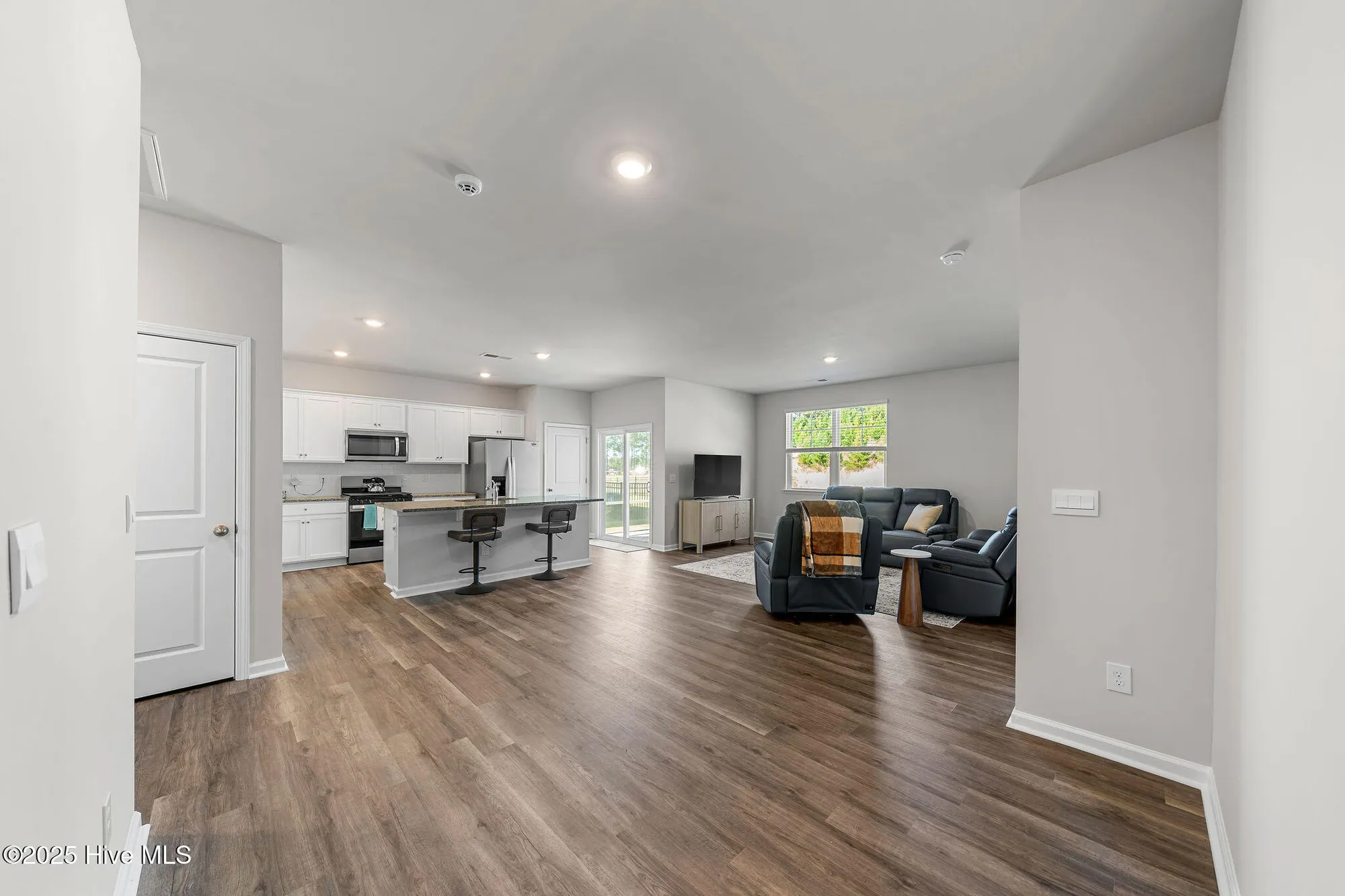 Property Slideshow image 16 of 34 | 3109 lochgreen cir, Leland, NC, 28451