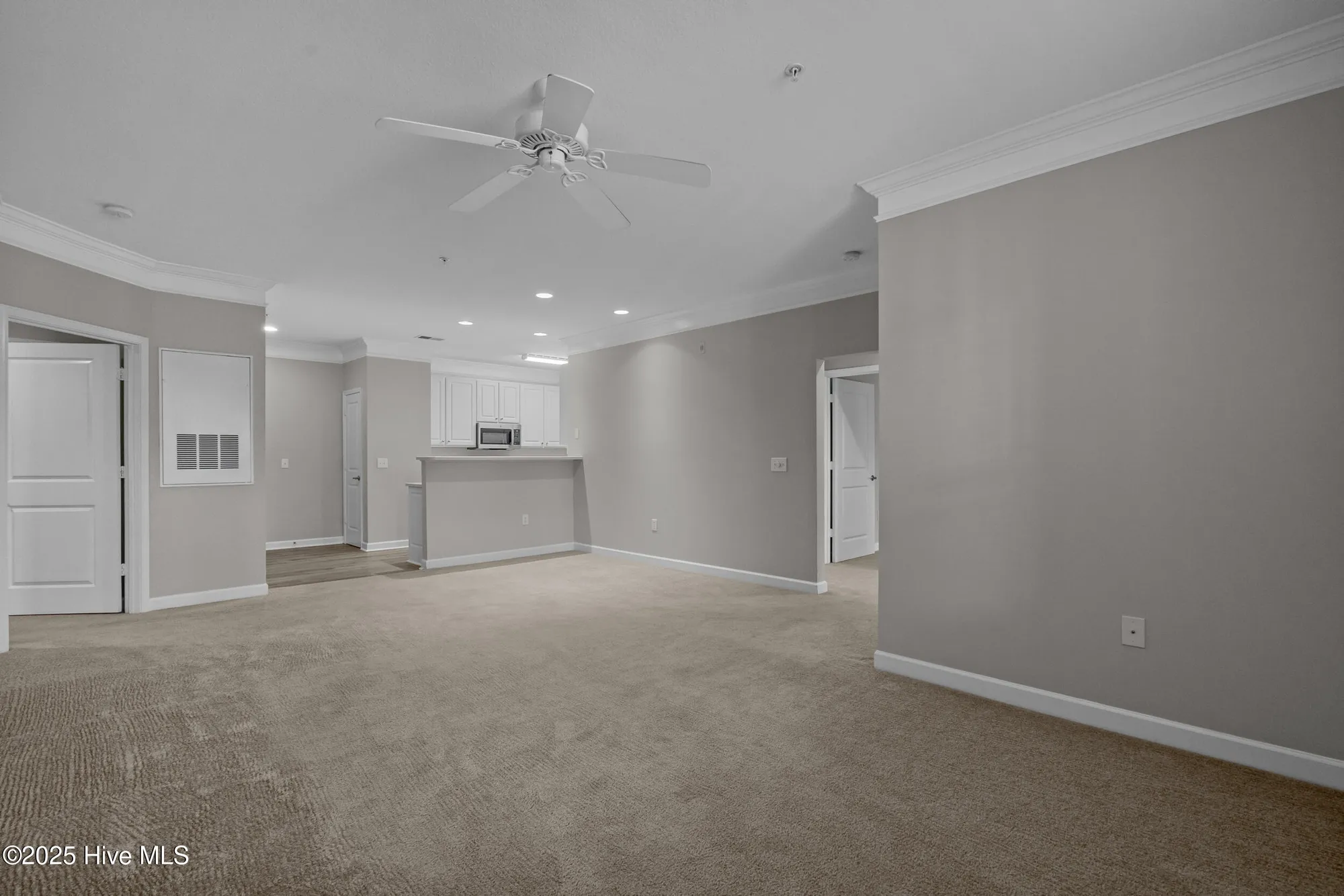 Property Slideshow image 14 of 53 | 260 woodlands way 13, Calabash, NC, 28467