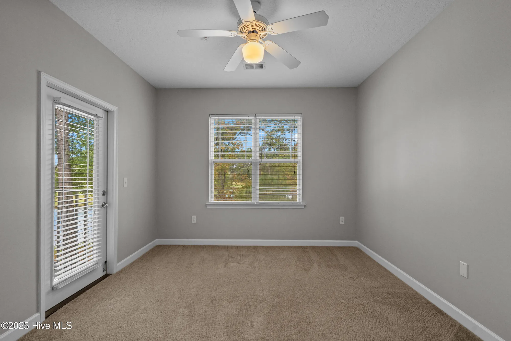 Property Slideshow image 36 of 53 | 260 woodlands way 13, Calabash, NC, 28467