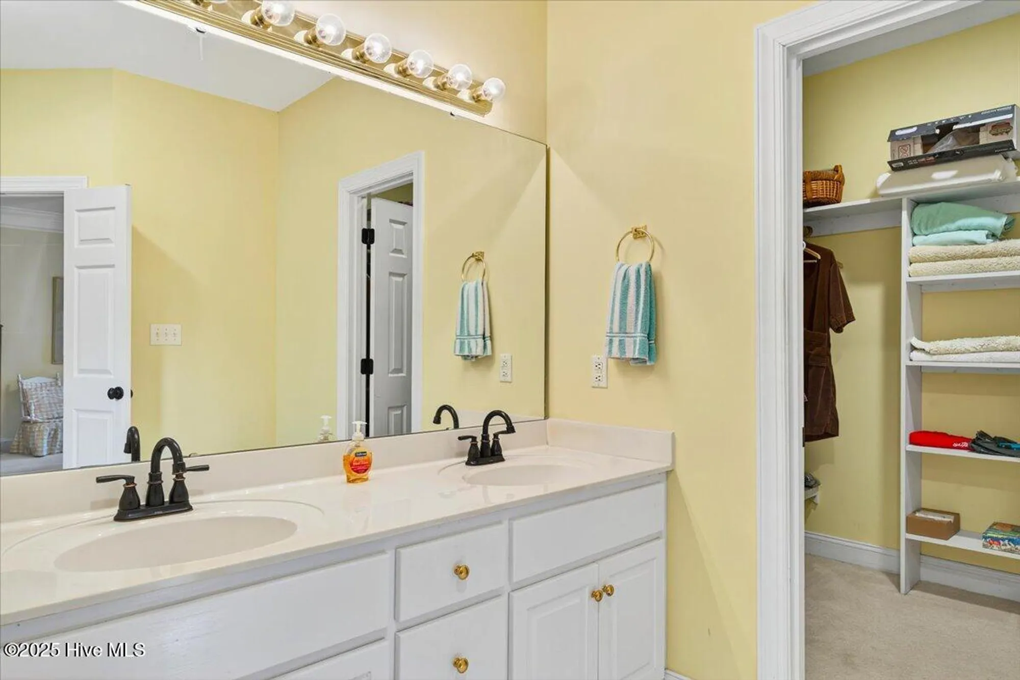 Property Slideshow image 24 of 67 | 2916 trailwood dr, Southport, NC, 28461