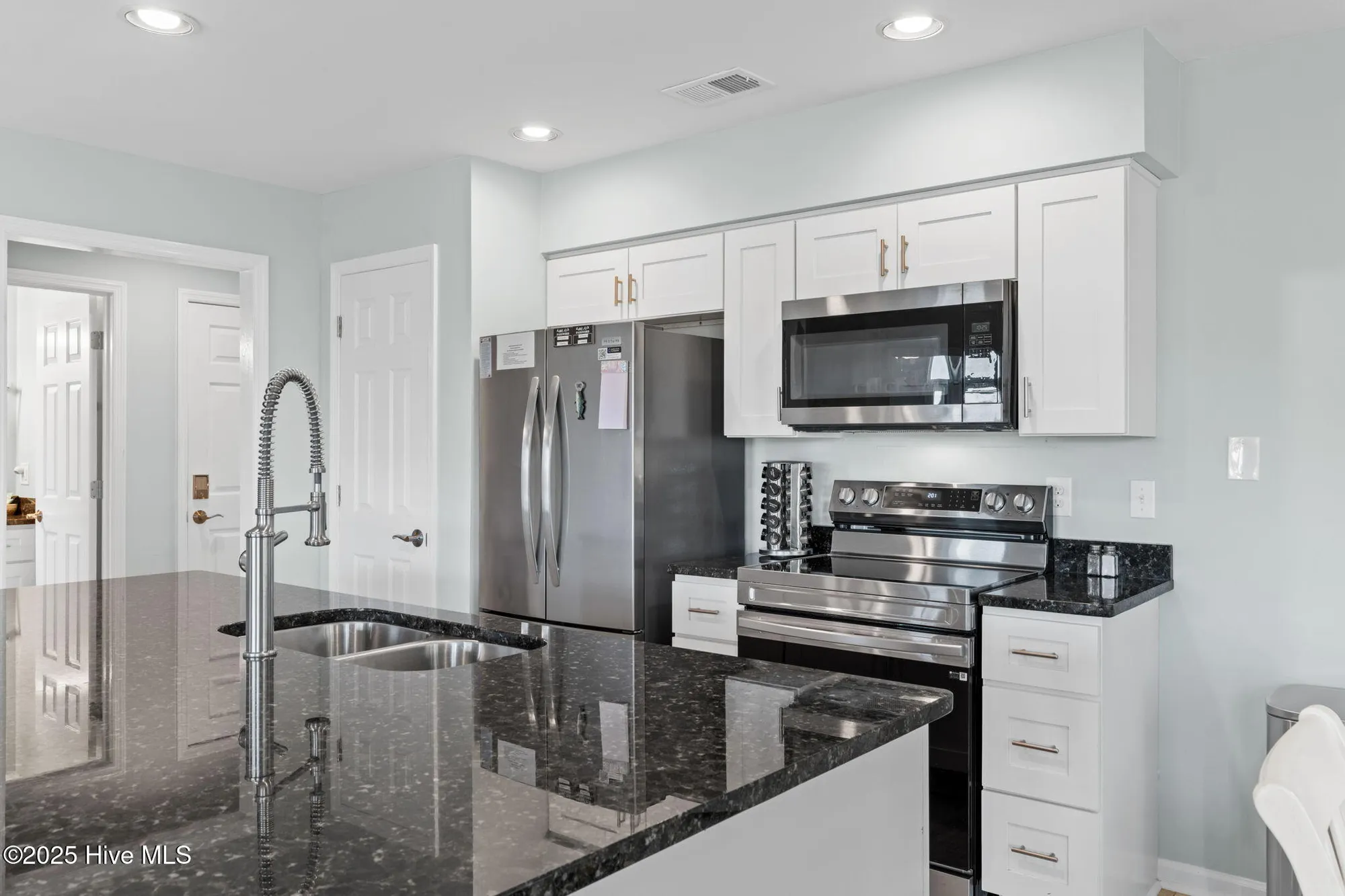 Property Slideshow image 6 of 36 | 213 clubhouse rd unit 105, Sunset Beach, NC, 28468