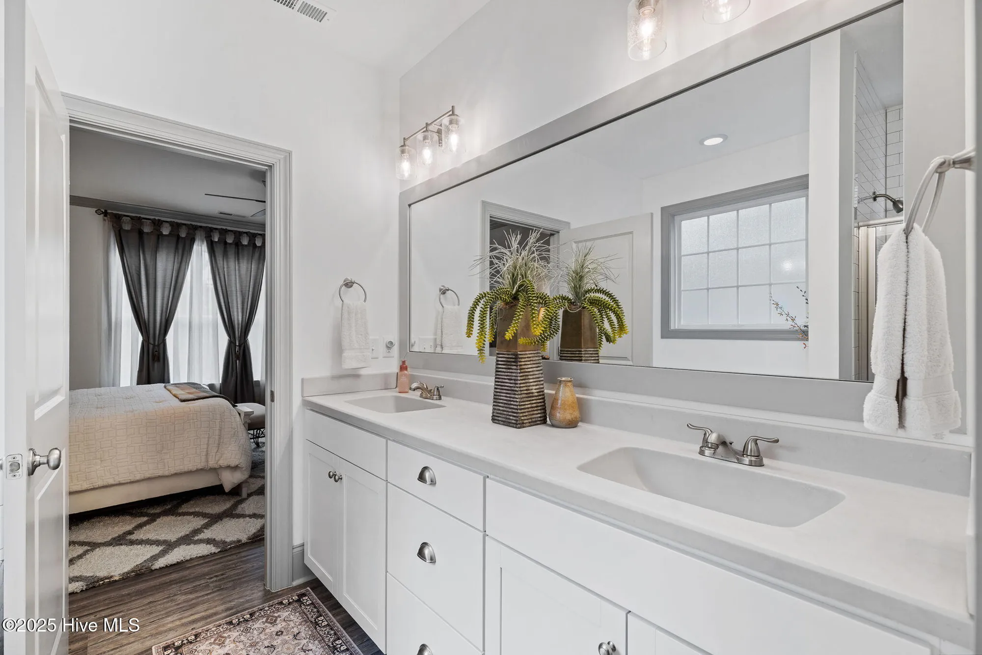 Property Slideshow image 32 of 62 | 5764 park west cir, Leland, NC, 28451