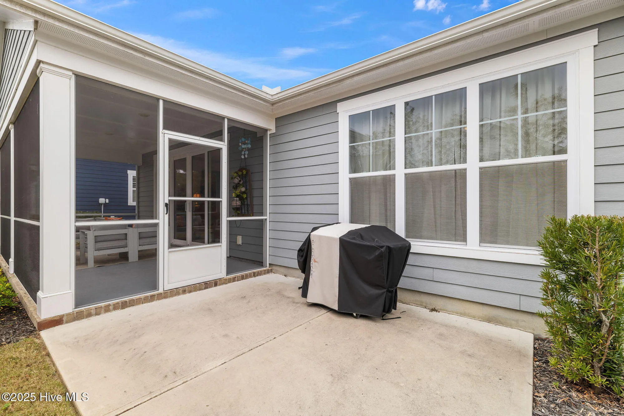 Property Slideshow image 41 of 62 | 5764 park west cir, Leland, NC, 28451