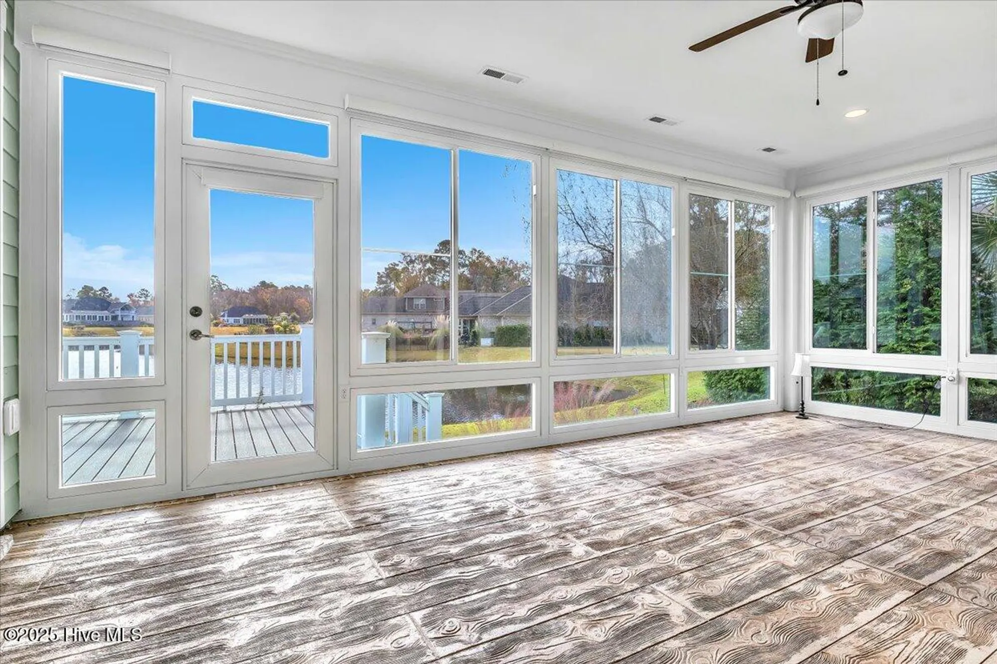 Property Slideshow image 4 of 87 | 2621 ocean palm ct, Leland, NC, 28451