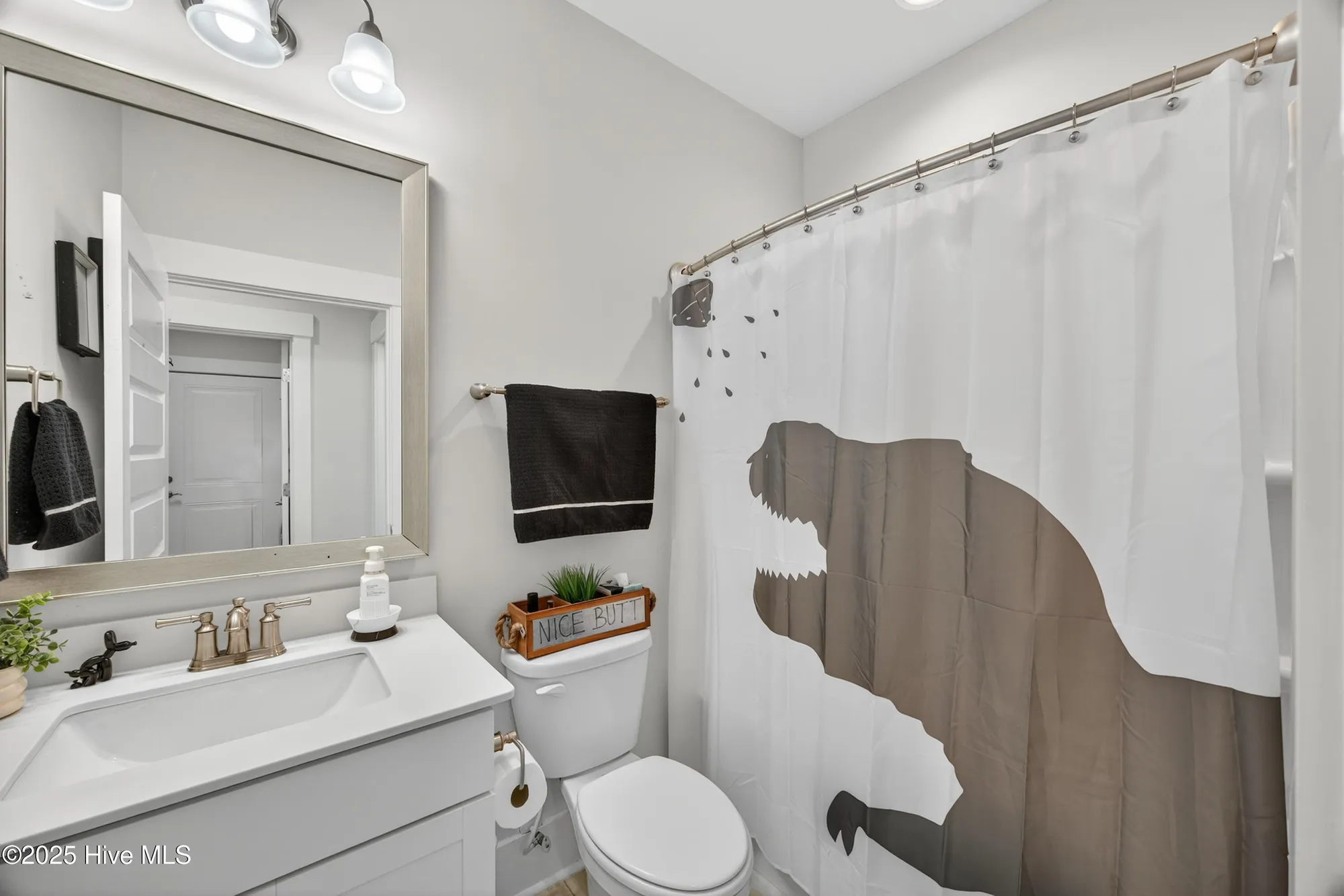 Property Slideshow image 20 of 36 | 9162 oldfield rd nw, Calabash, NC, 28467