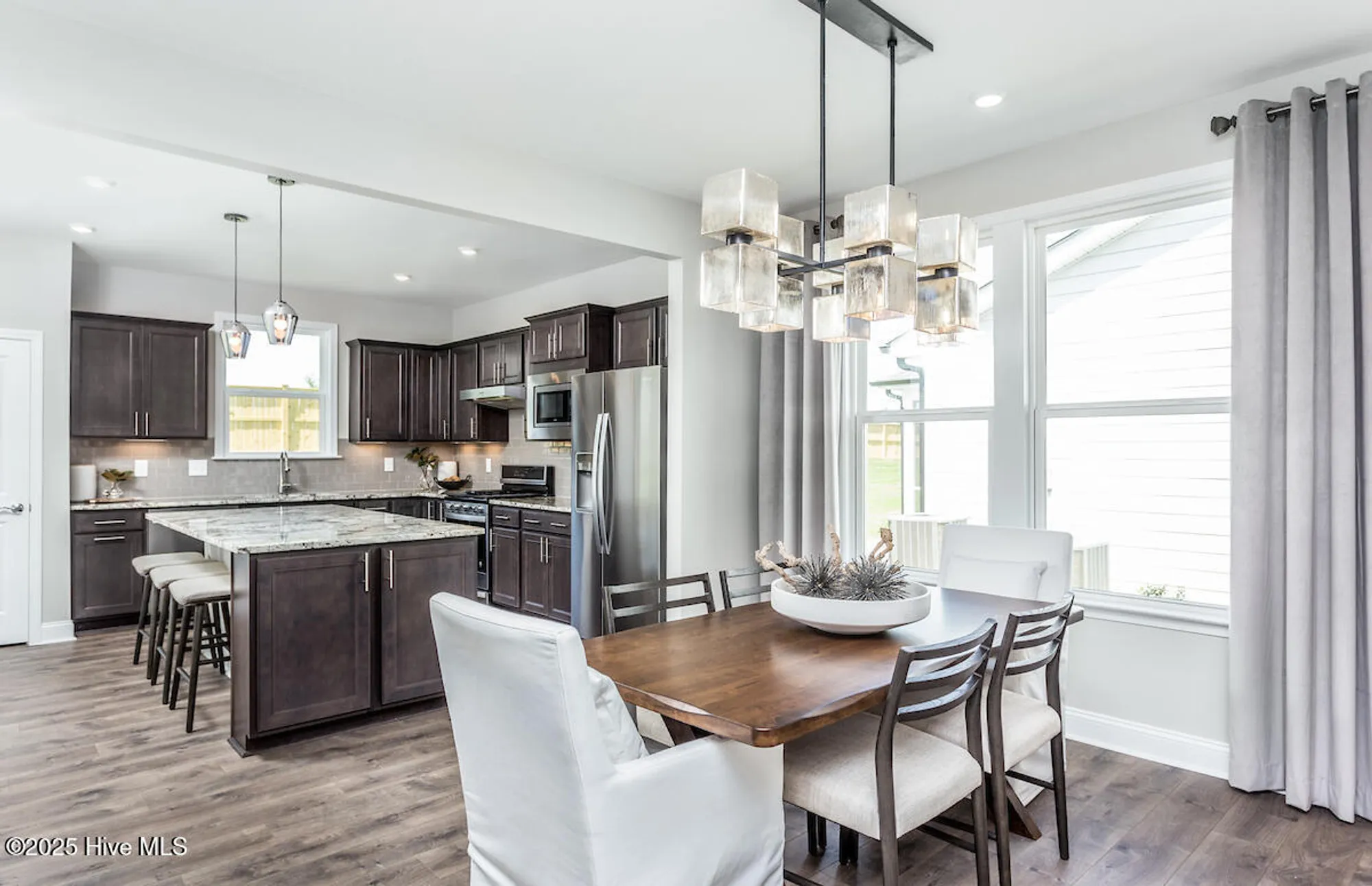 Property Slideshow image 10 of 20 | 5936 moonshell loop # 1147, Wilmington, NC, 28412