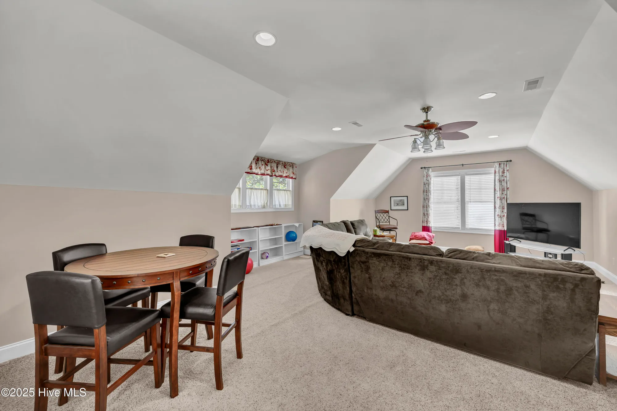 Property Slideshow image 38 of 72 | 1630 silverwood ct, Bolivia, NC, 28422