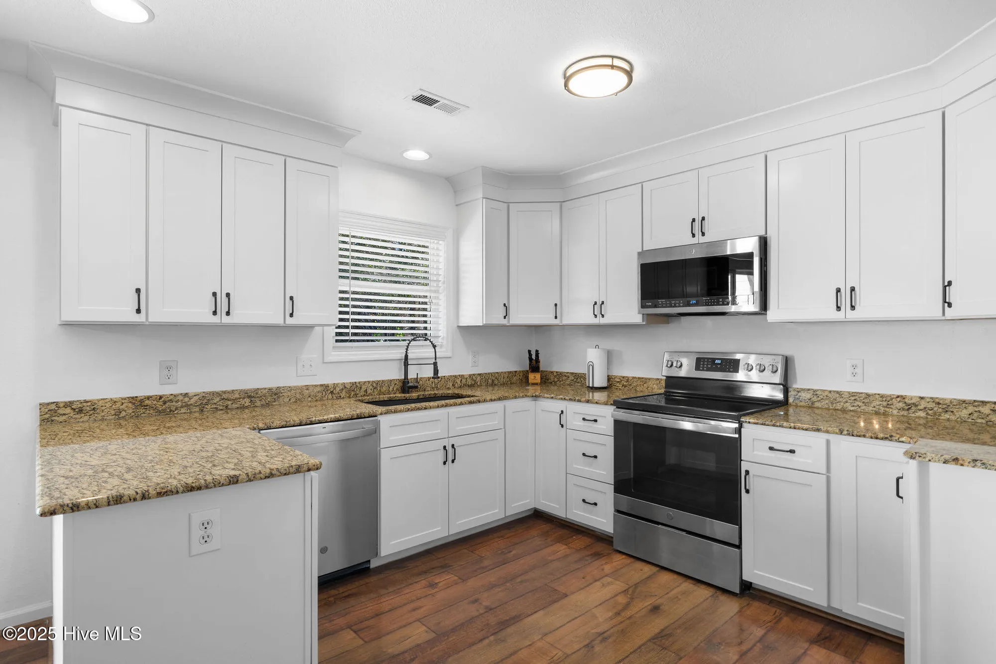 Property Slideshow image 22 of 88 | 509 whimbreel ct, Bolivia, NC, 28422