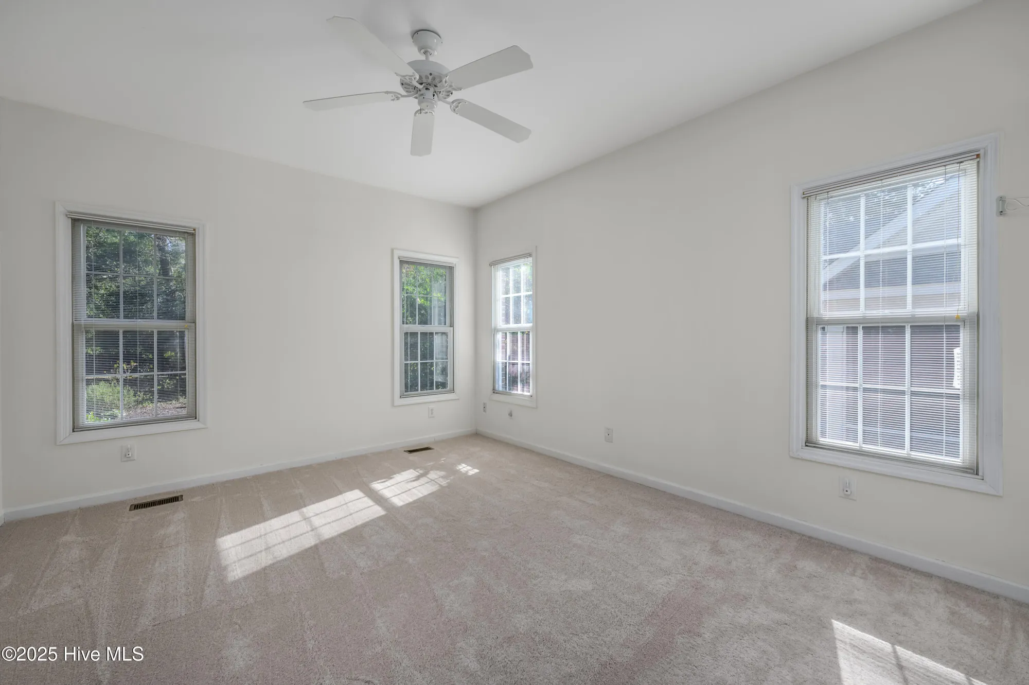 Property Slideshow image 27 of 45 | 172 edgewater cir, Sunset Beach, NC, 28468