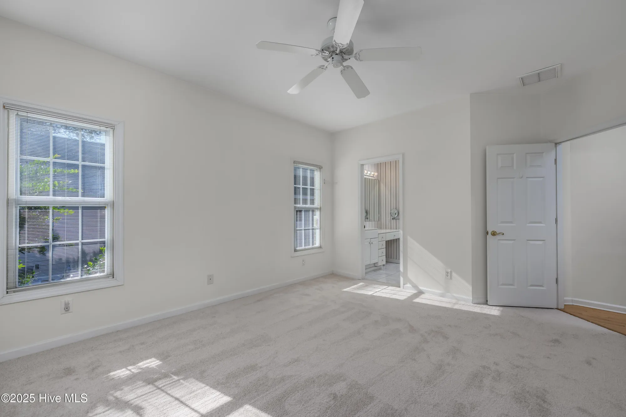 Property Slideshow image 28 of 45 | 172 edgewater cir, Sunset Beach, NC, 28468