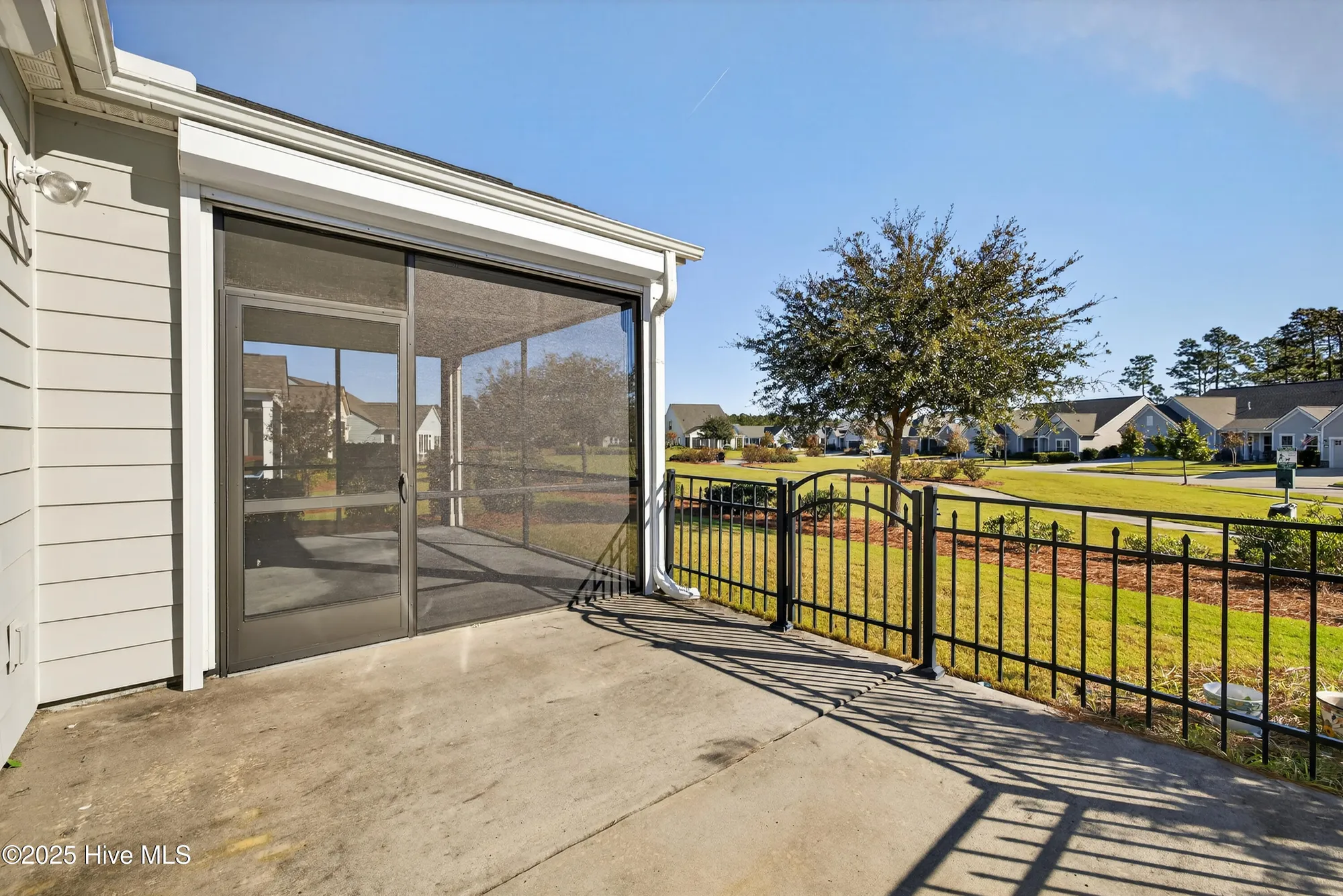 Property Slideshow image 26 of 31 | 704 broomsedge ter, Wilmington, NC, 28412