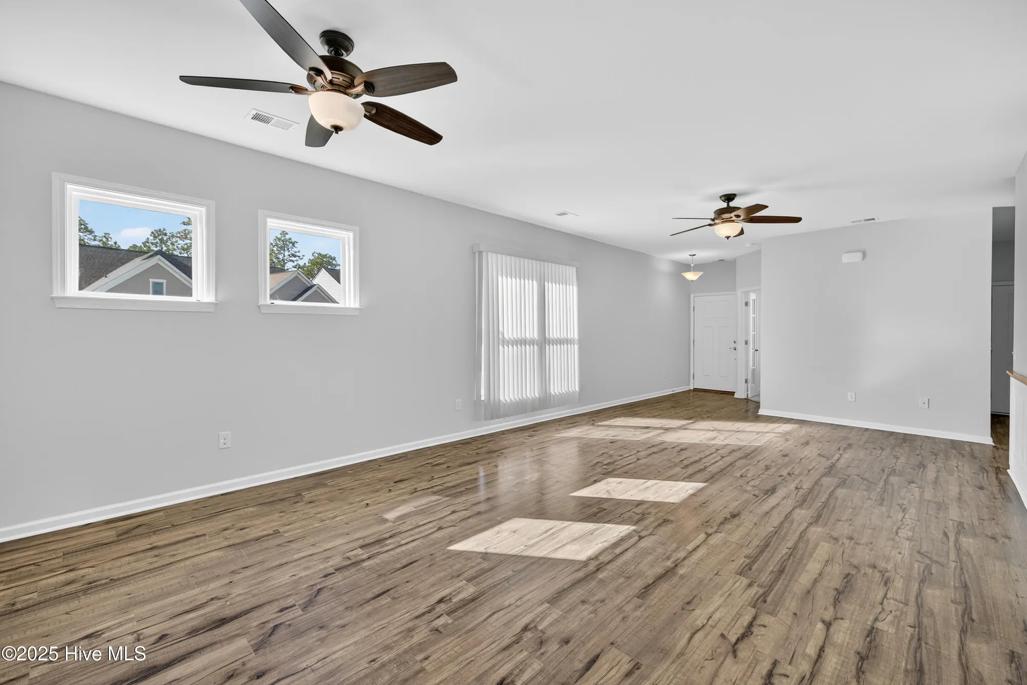 Property Slideshow image 5 of 31 | 704 broomsedge ter, Wilmington, NC, 28412