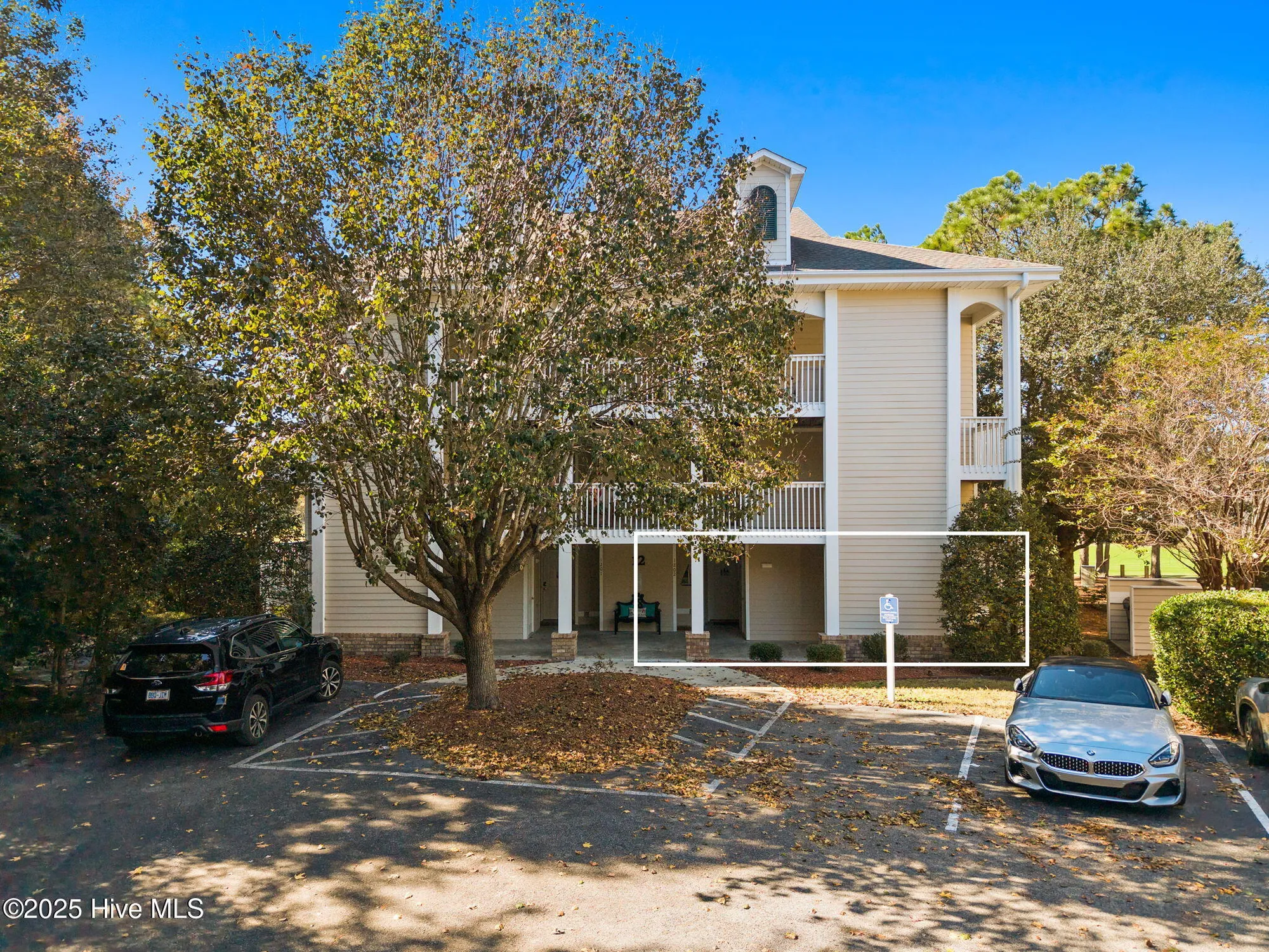 Property Slideshow image 7 of 85 | 3350 club villa dr se unit 1202, Southport, NC, 28461