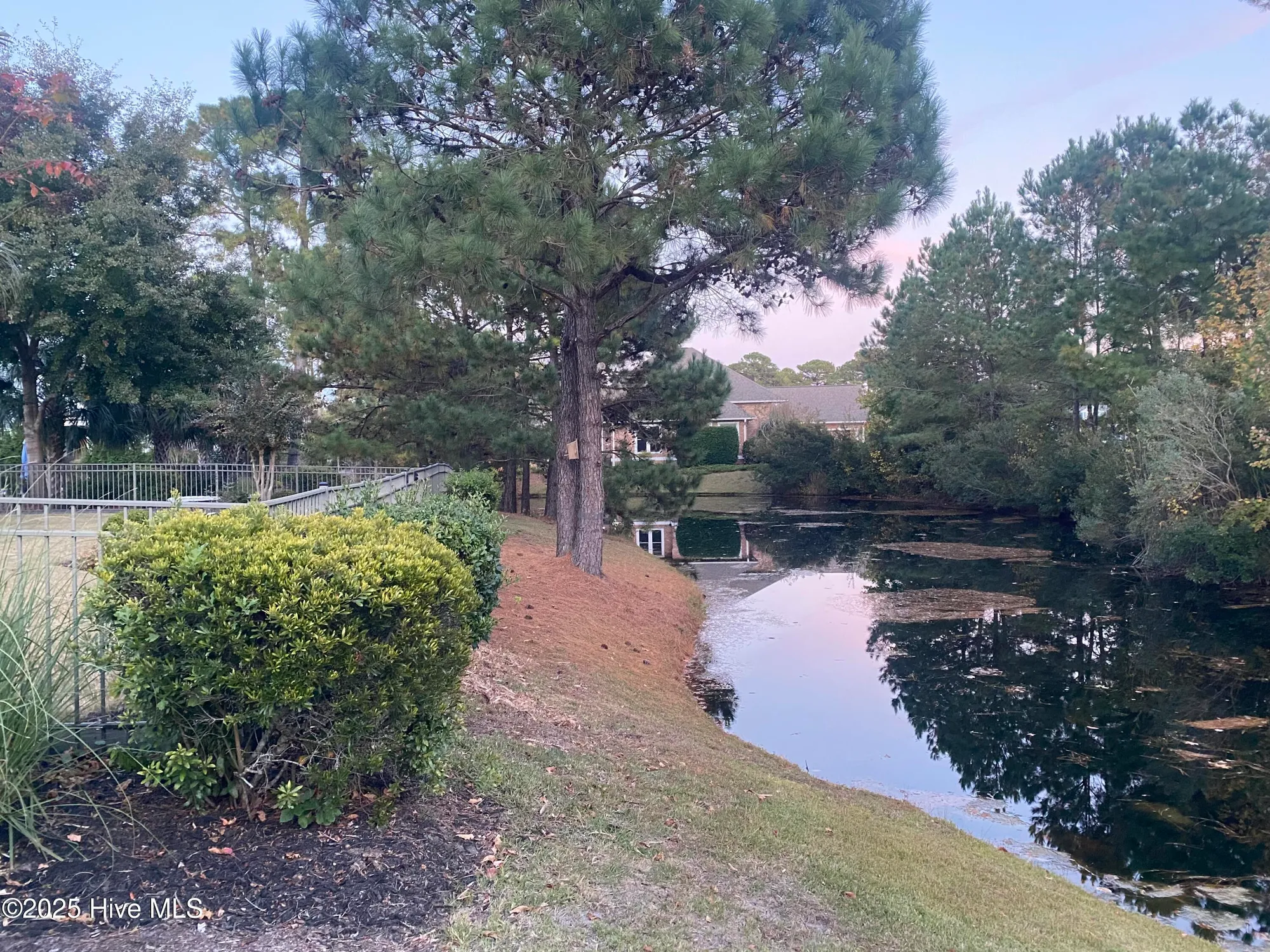 Property Slideshow image 4 of 81 | 2705 chadsworth ln, Southport, NC, 28461