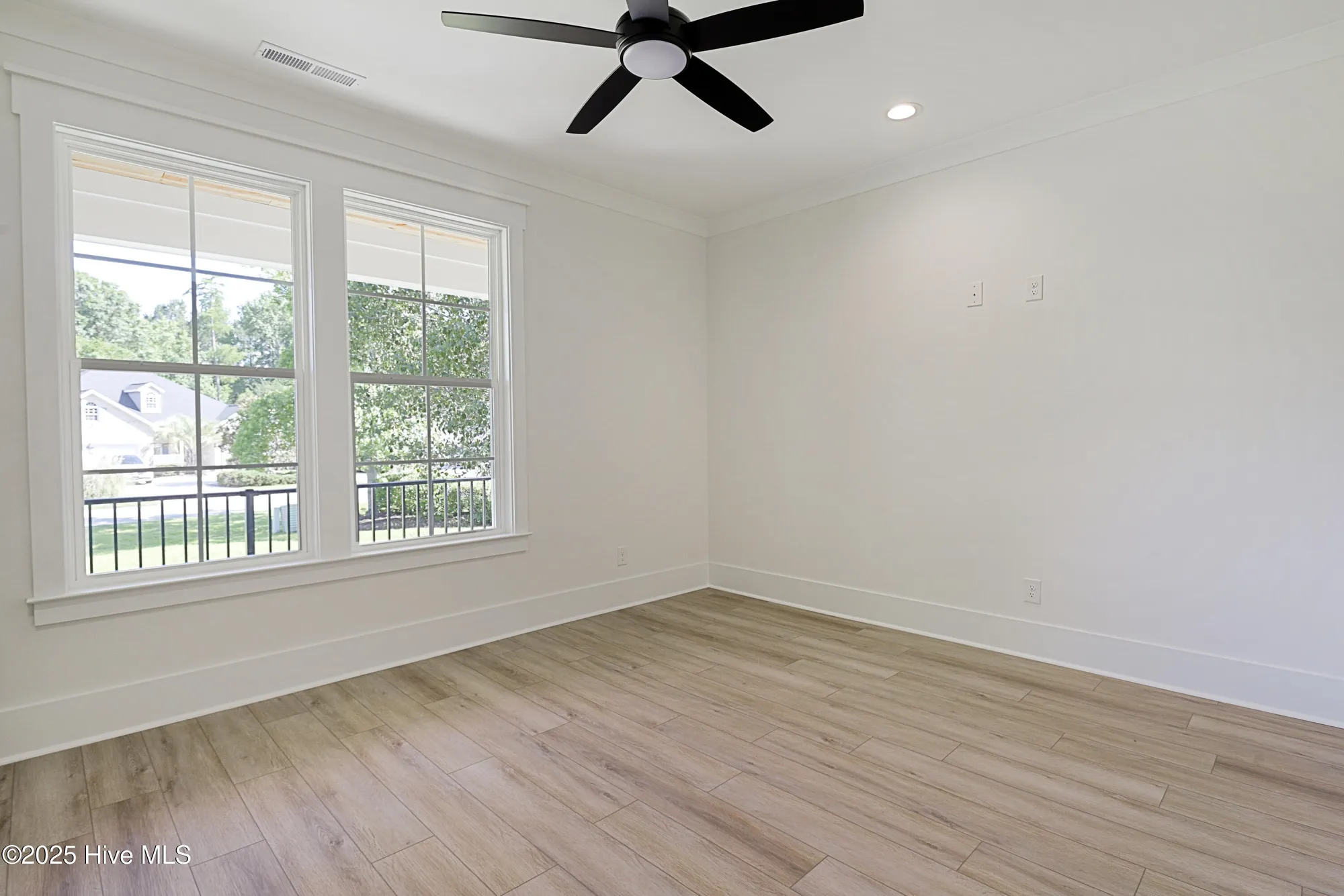 Property Slideshow image 13 of 50 | 1212 moultrie dr, Calabash, NC, 28467