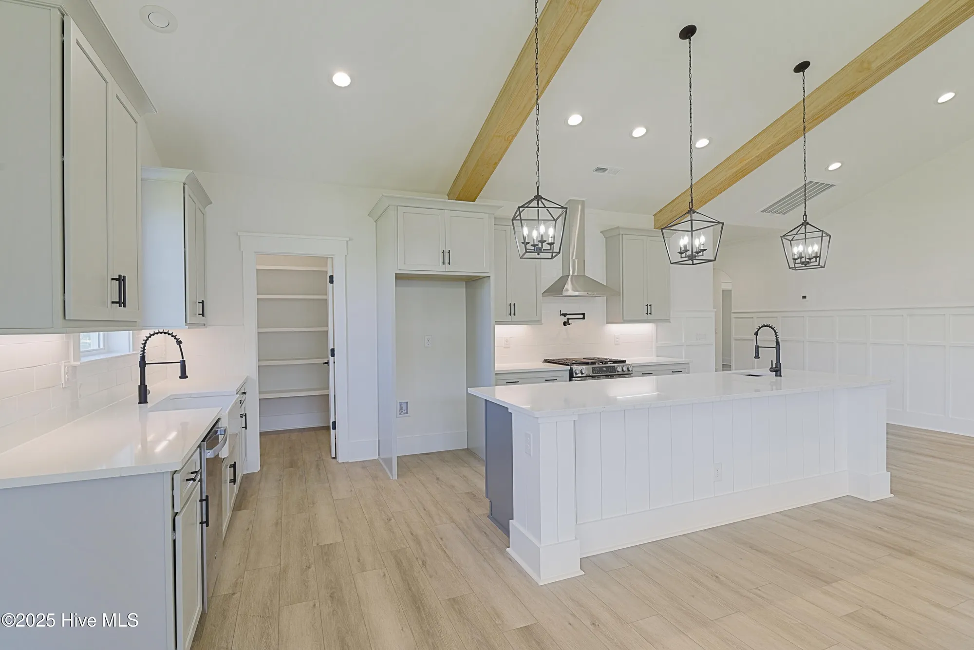 Property Slideshow image 22 of 50 | 1212 moultrie dr, Calabash, NC, 28467