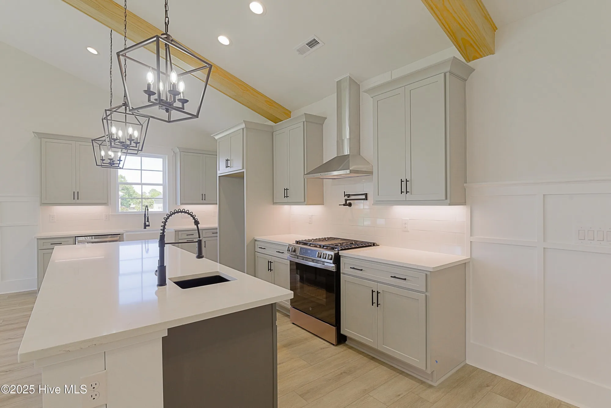 Property Slideshow image 20 of 50 | 1212 moultrie dr, Calabash, NC, 28467