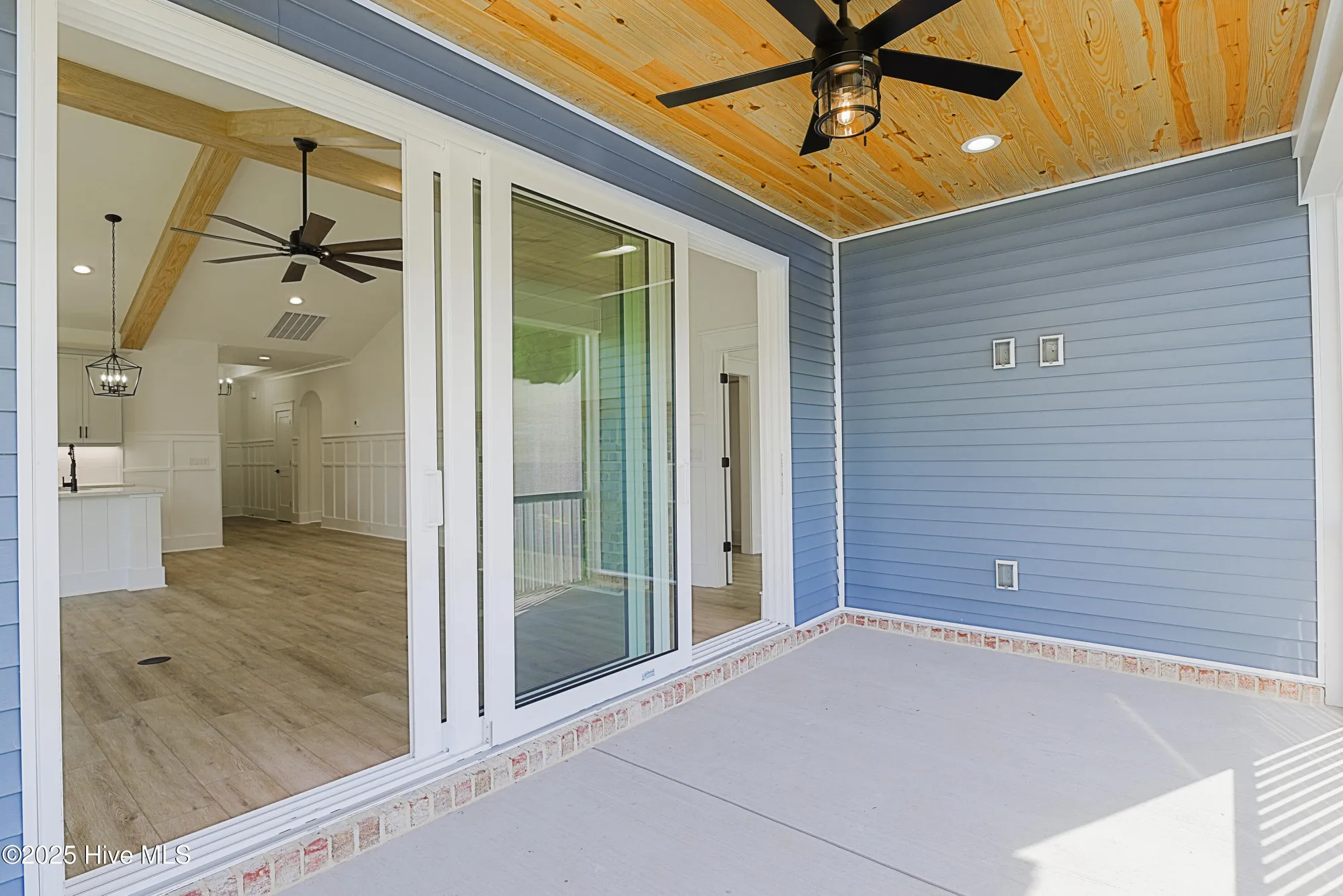 Property Slideshow image 34 of 50 | 1212 moultrie dr, Calabash, NC, 28467