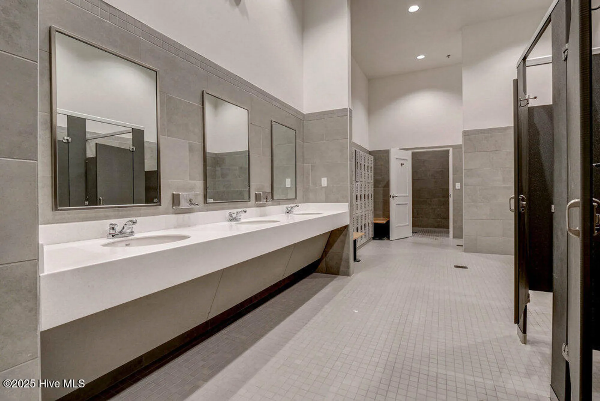 Property Slideshow image 63 of 64 | 1229 clendon cir, Leland, NC, 28451