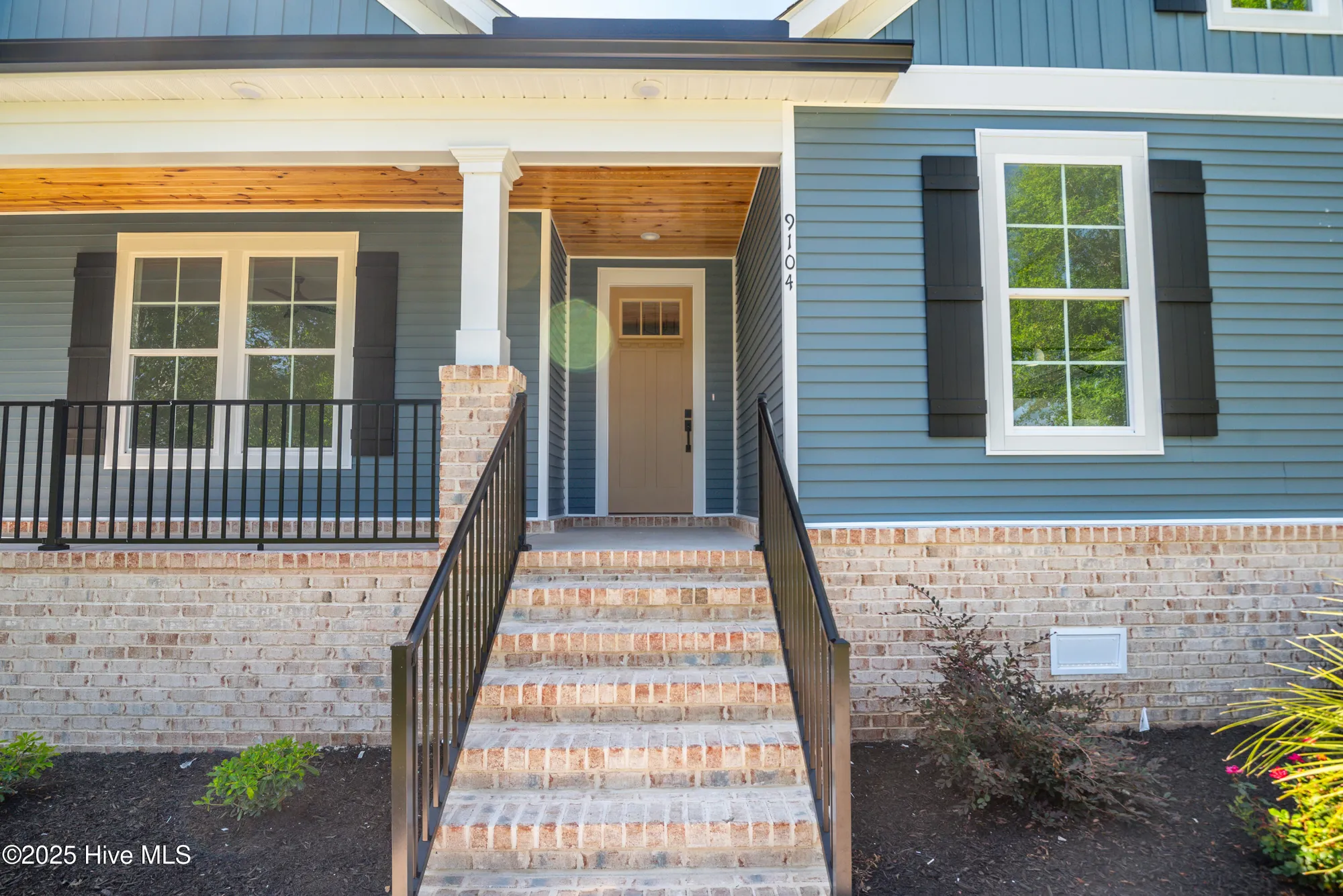 Property Slideshow image 5 of 50 | 1212 moultrie dr, Calabash, NC, 28467