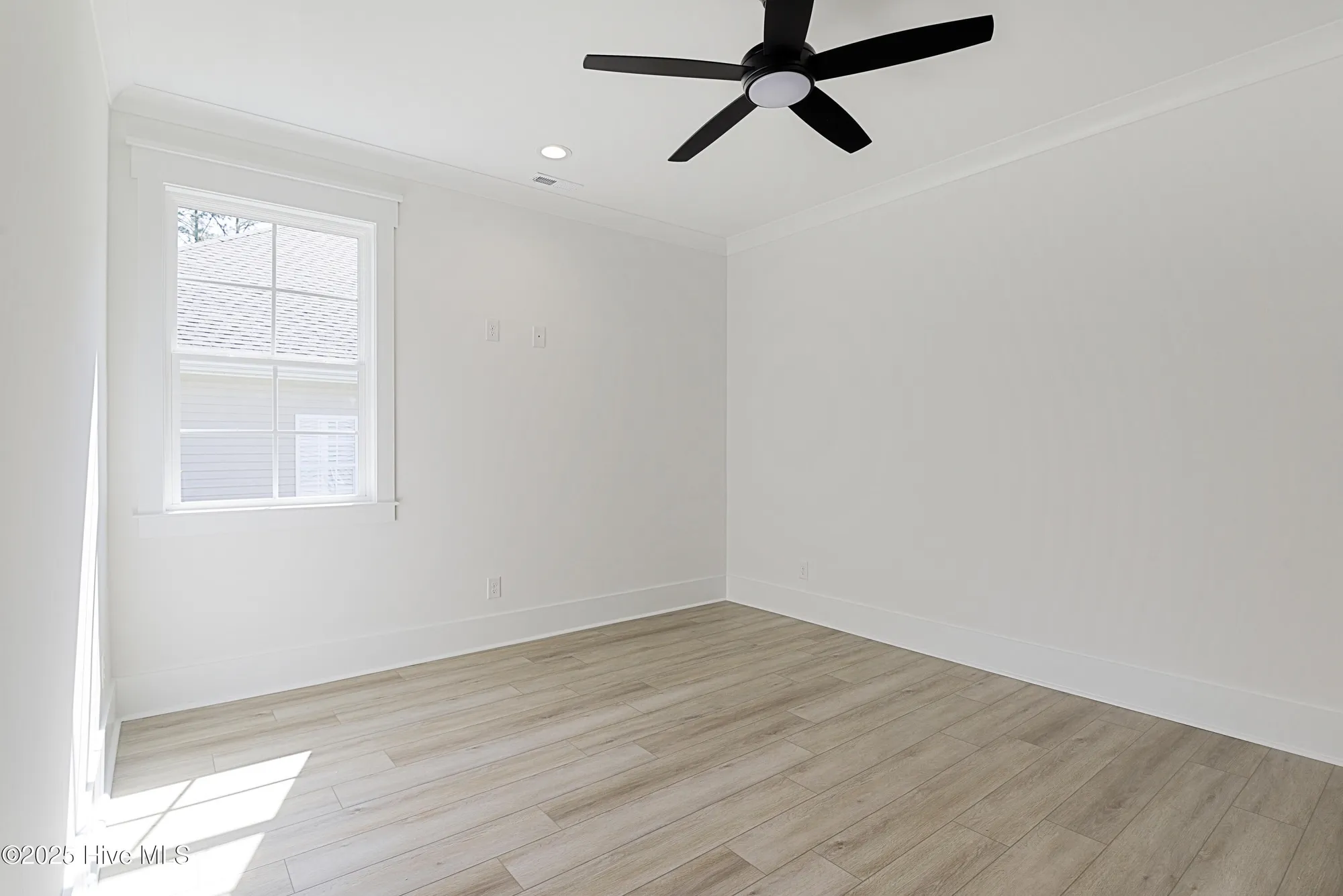 Property Slideshow image 9 of 50 | 1212 moultrie dr, Calabash, NC, 28467