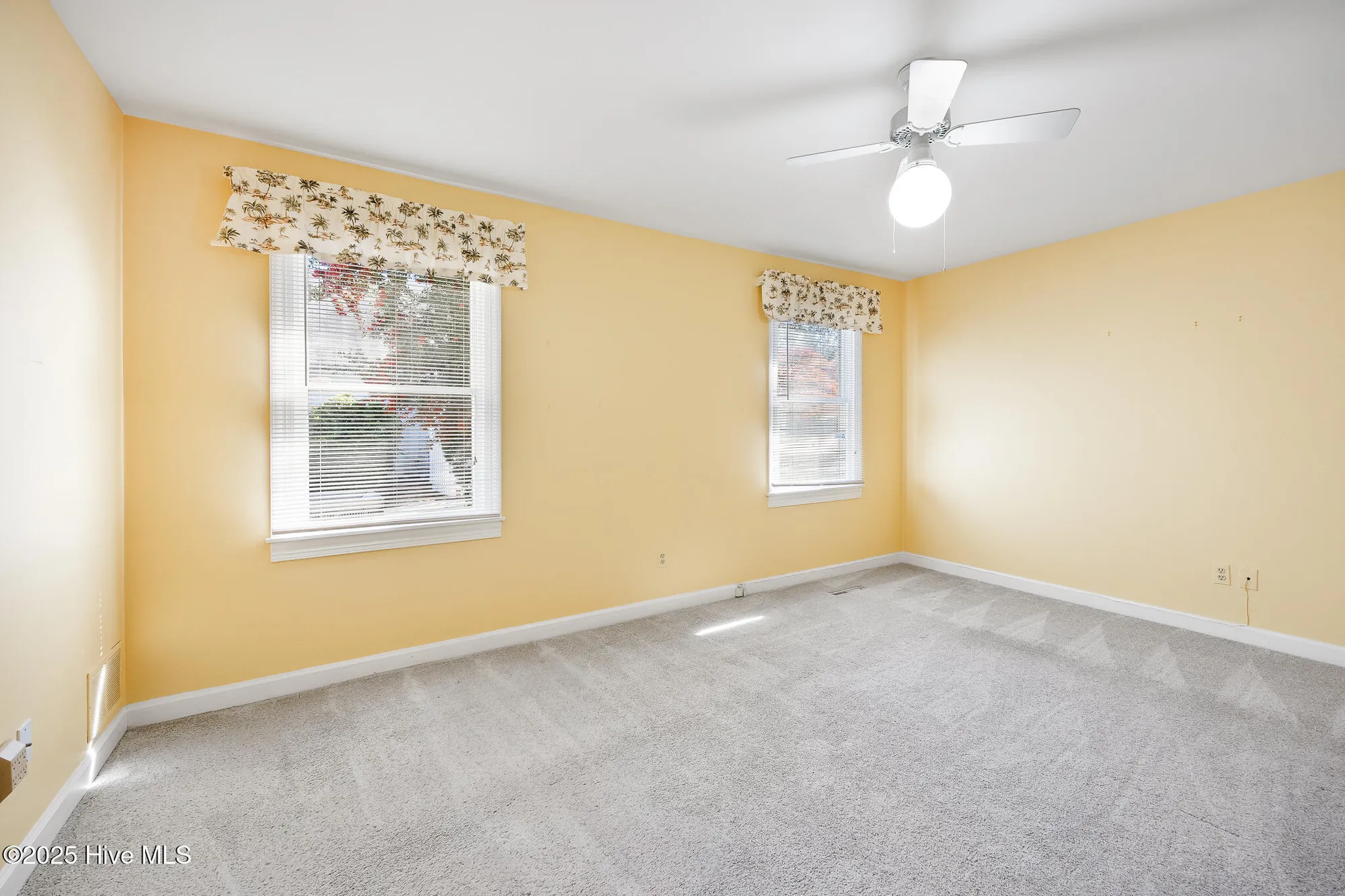 Property Slideshow image 4 of 32 | 12 village green cir # 12, Southern Pines, NC, 28387