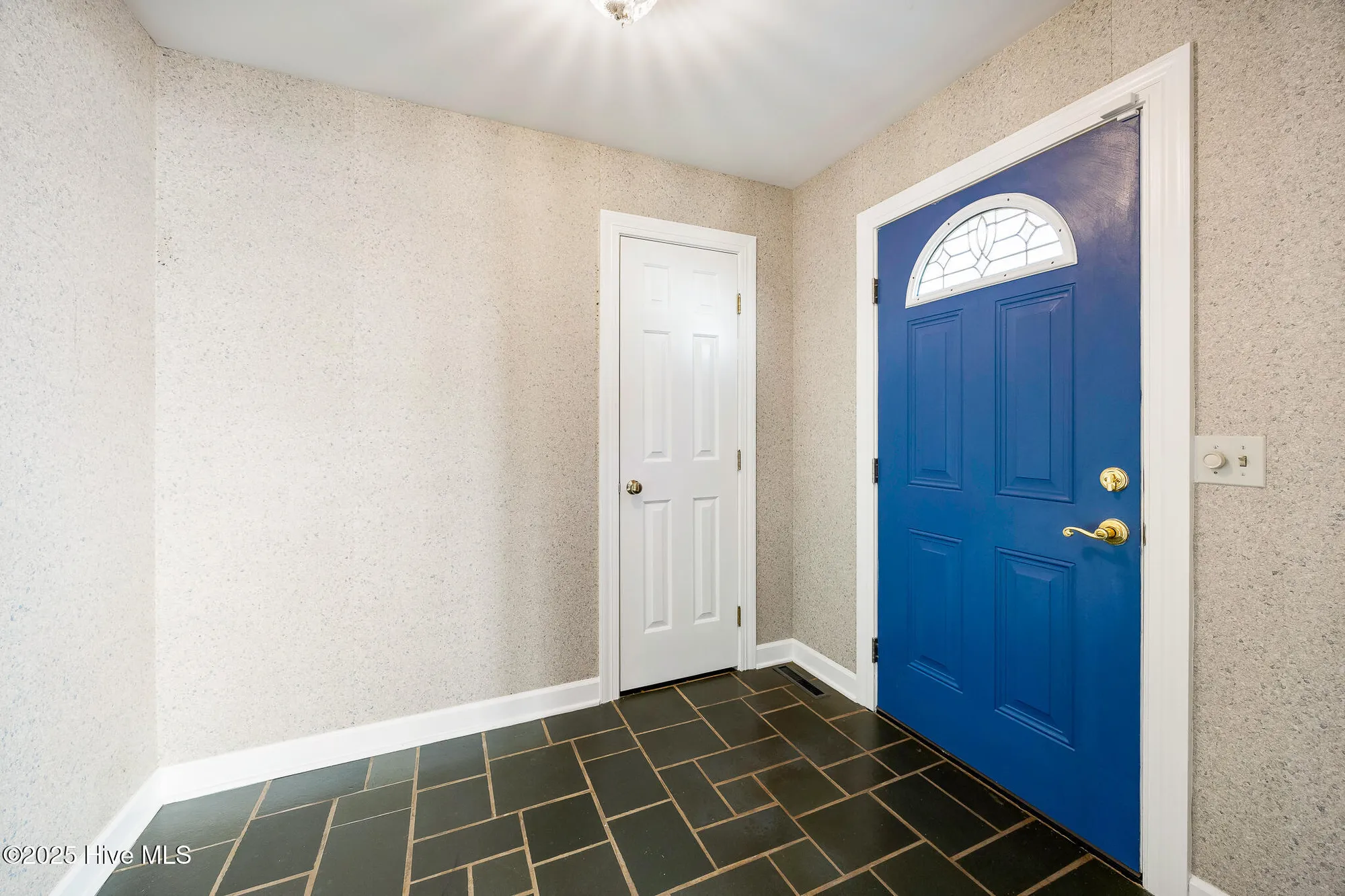 Property Slideshow image 11 of 32 | 12 village green cir # 12, Southern Pines, NC, 28387