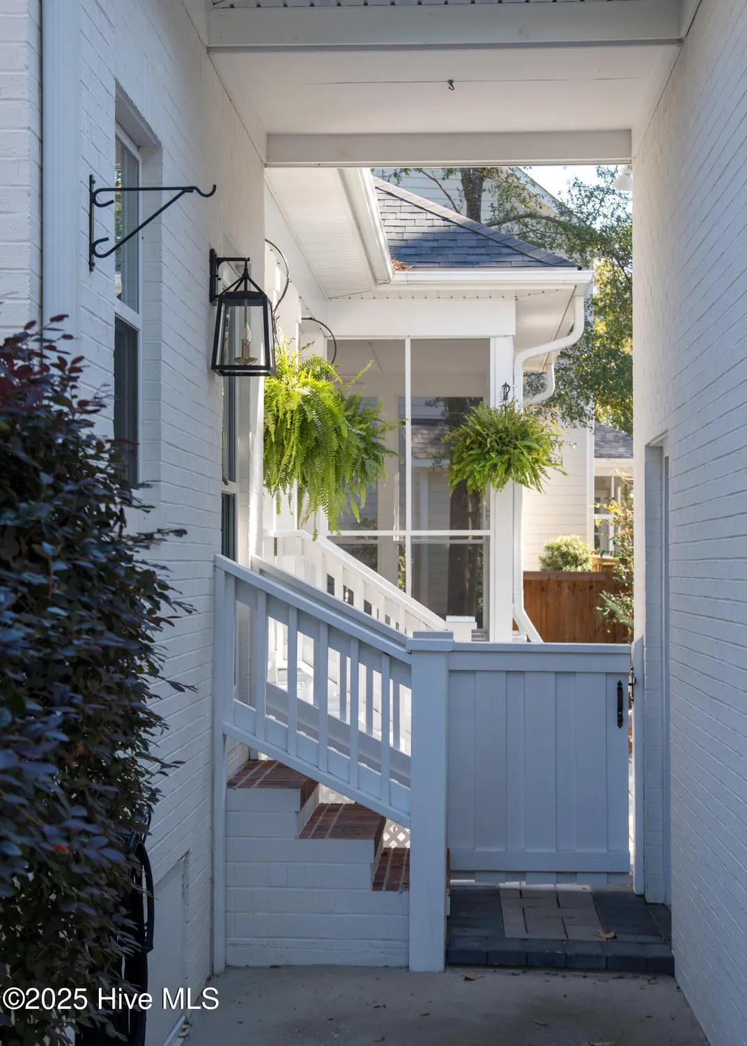 Property Slideshow image 5 of 62 | 8803 sawmill creek ln, Wilmington, NC, 28411