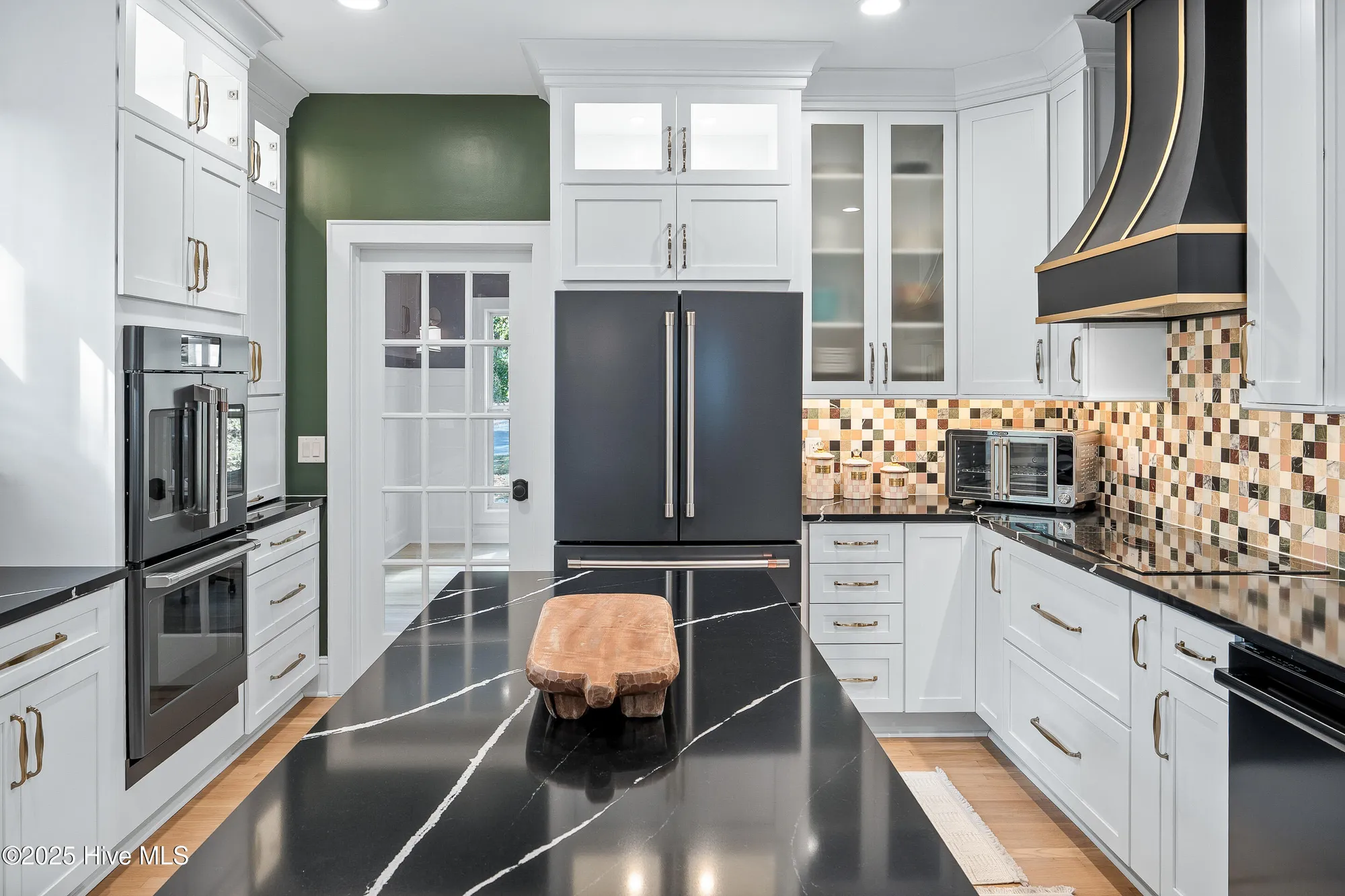 Property Slideshow image 6 of 62 | 8803 sawmill creek ln, Wilmington, NC, 28411