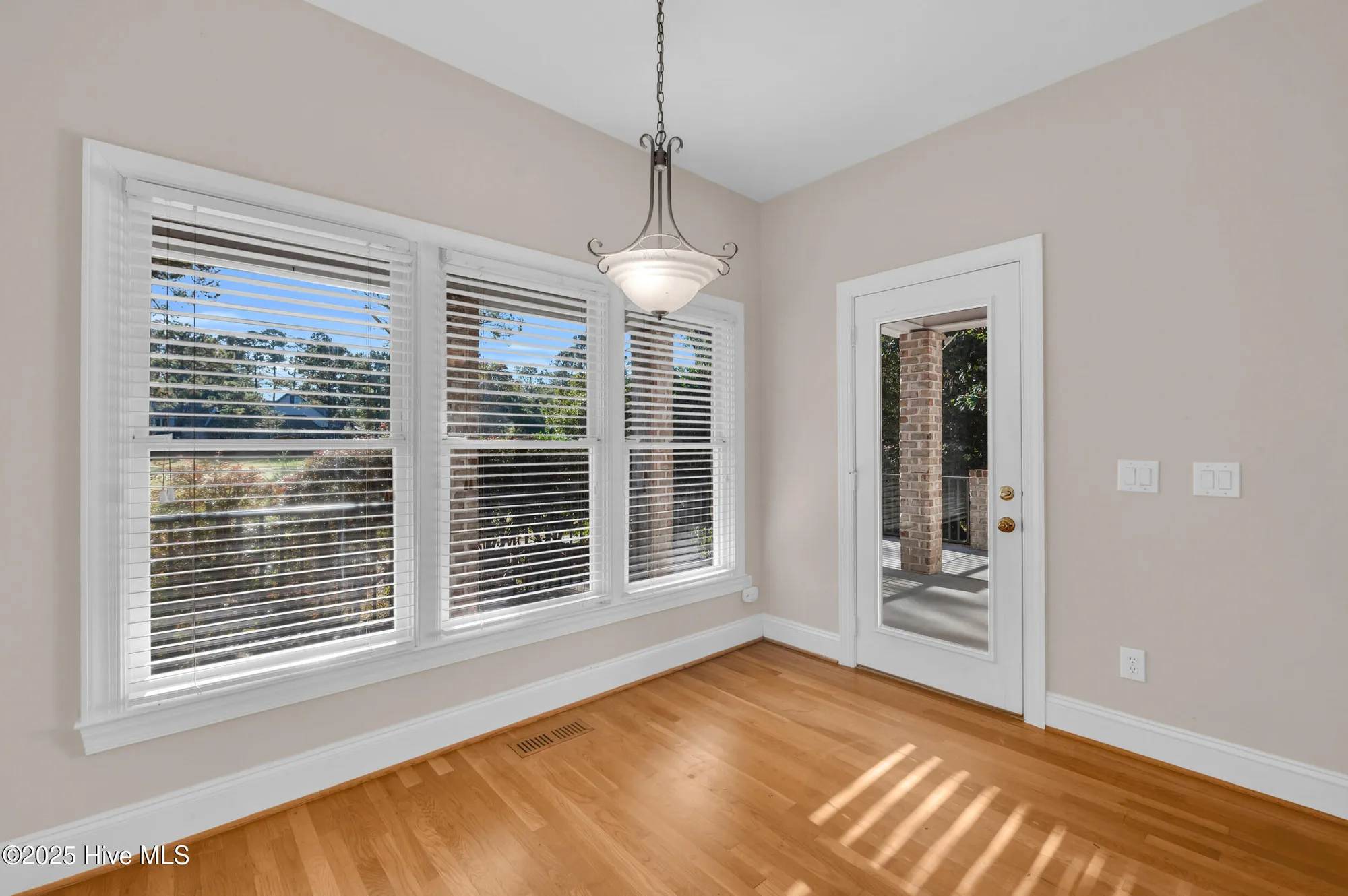 Property Slideshow image 10 of 49 | 912 wild dunes cir, Wilmington, NC, 28411