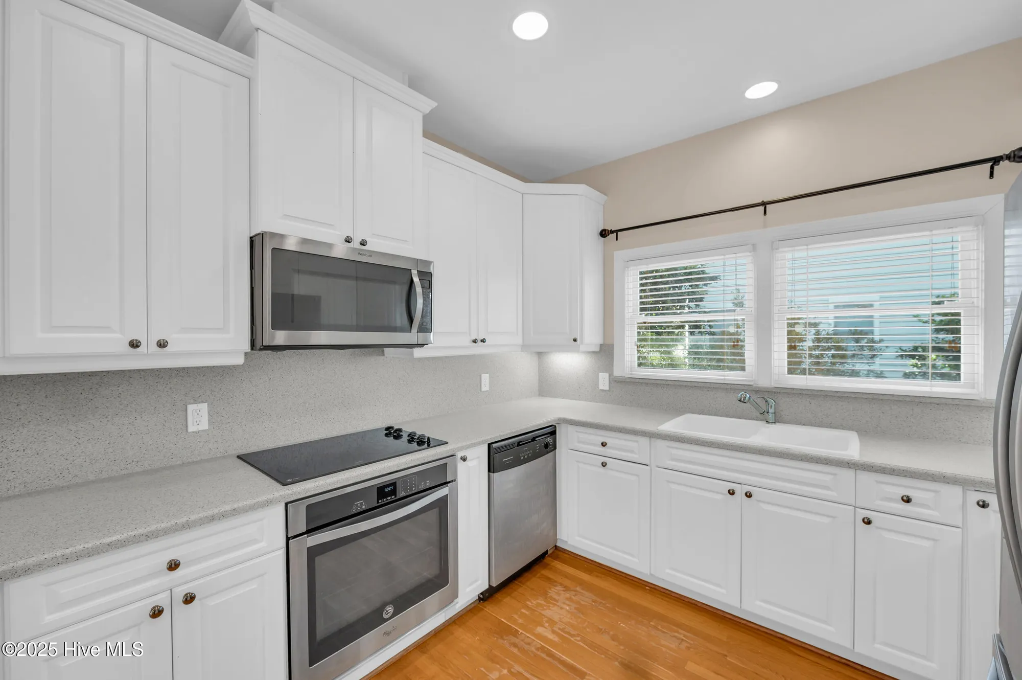 Property Slideshow image 12 of 49 | 912 wild dunes cir, Wilmington, NC, 28411