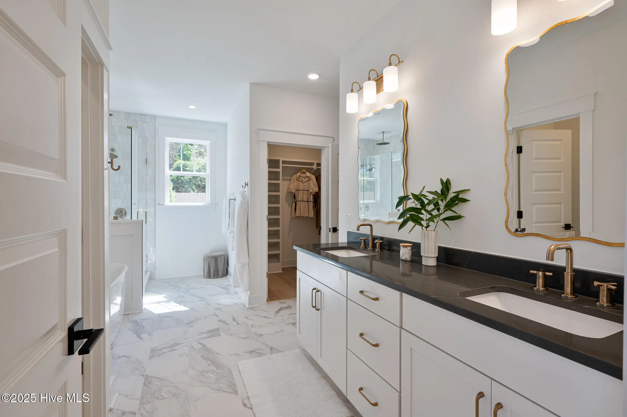 Property Slideshow image 24 of 41 | 385 crow creek dr, Calabash, NC, 28467