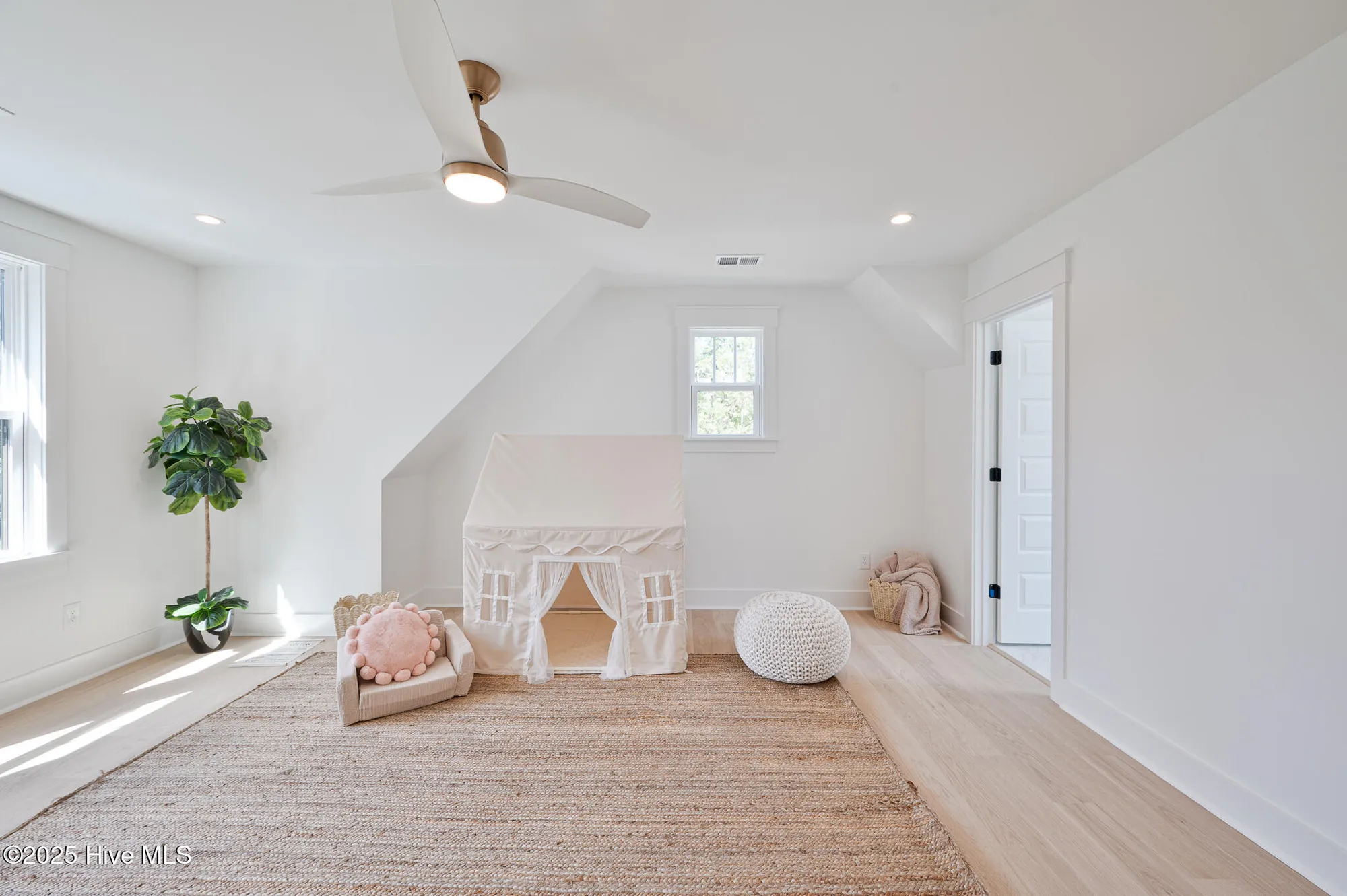 Property Slideshow image 39 of 41 | 385 crow creek dr, Calabash, NC, 28467