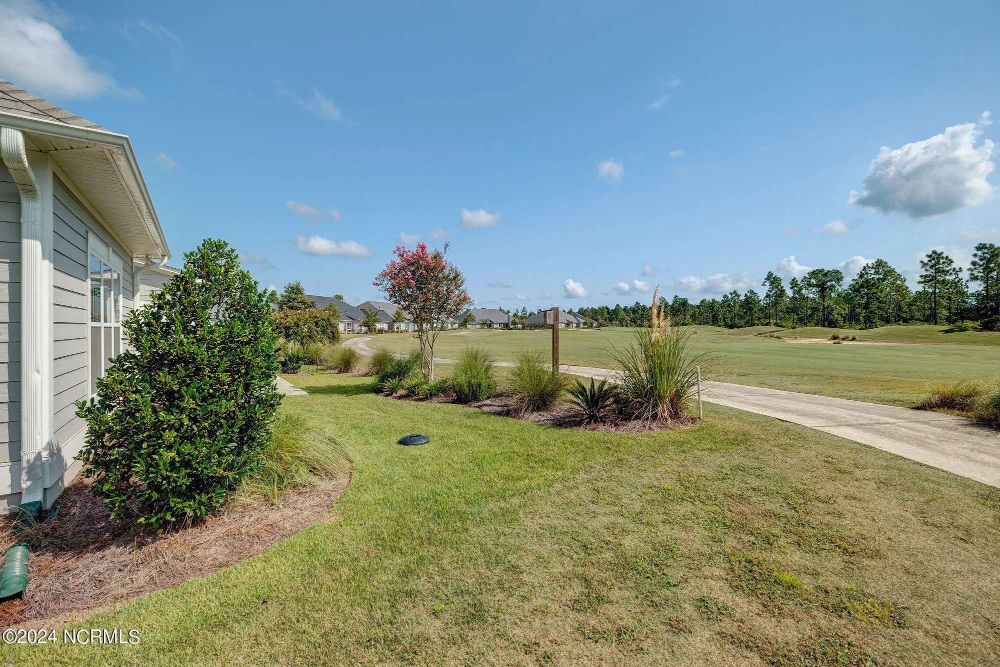 Property Slideshow image 33 of 39 | 8700 horse nettle dr ne # 1-b, Leland, NC, 28451