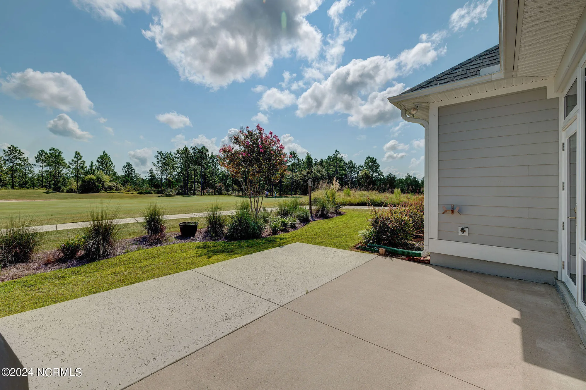 Property Slideshow image 35 of 39 | 8700 horse nettle dr ne # 1-b, Leland, NC, 28451