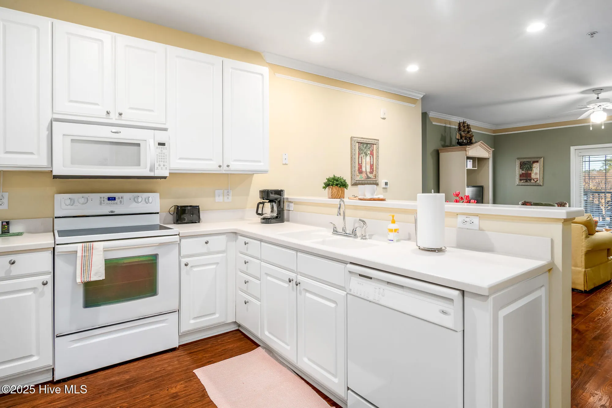 Property Slideshow image 8 of 47 | 395 s crow creek dr 1210, Calabash, NC, 28467